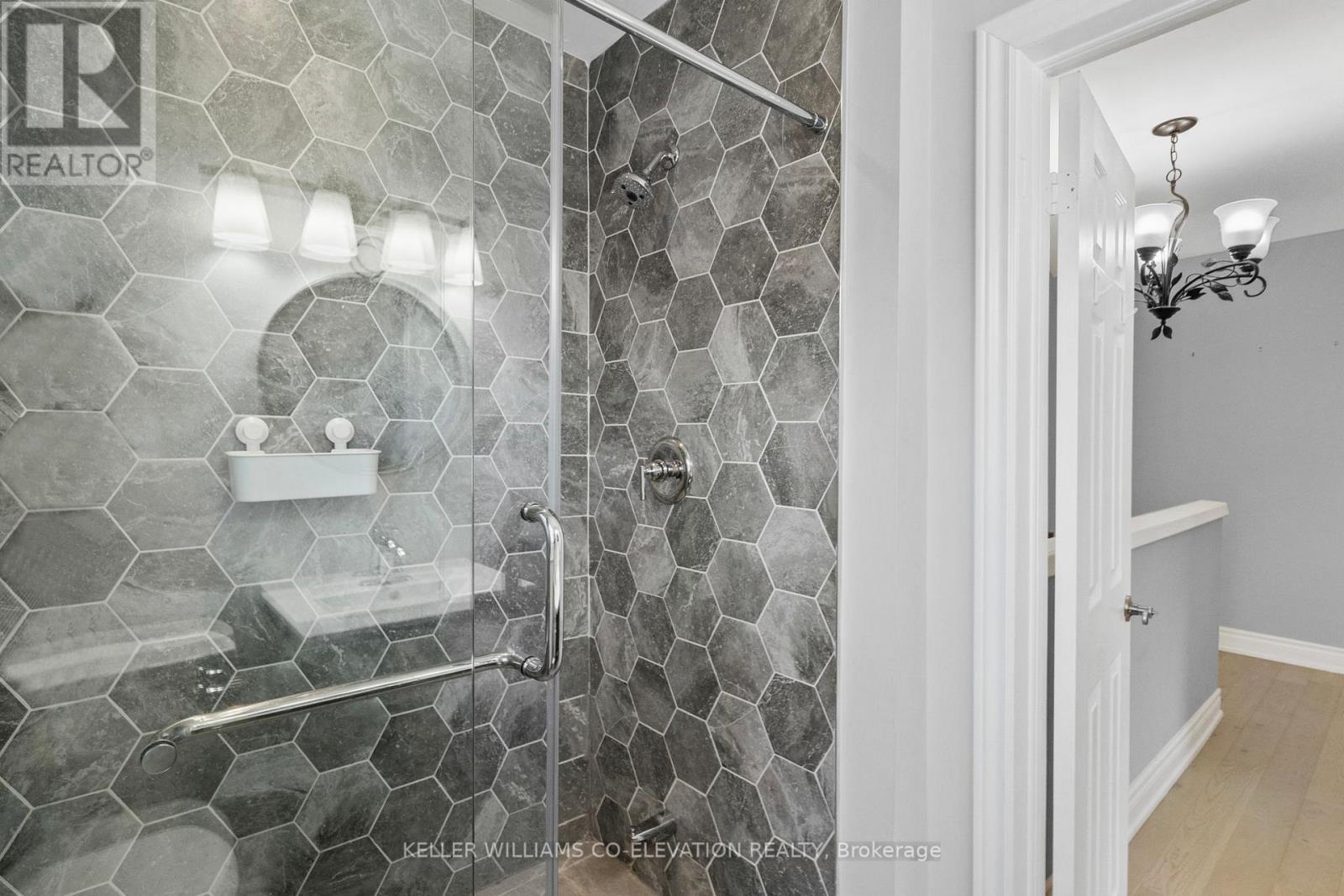 1244 Nigel Road, Mississauga (Clarkson), Ontario  L5J 3S7 - Photo 27 - W12449417