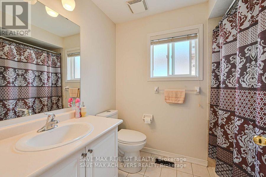 21 Riverplace Crescent, Brampton, Ontario  L6P 2N2 - Photo 13 - W12449419