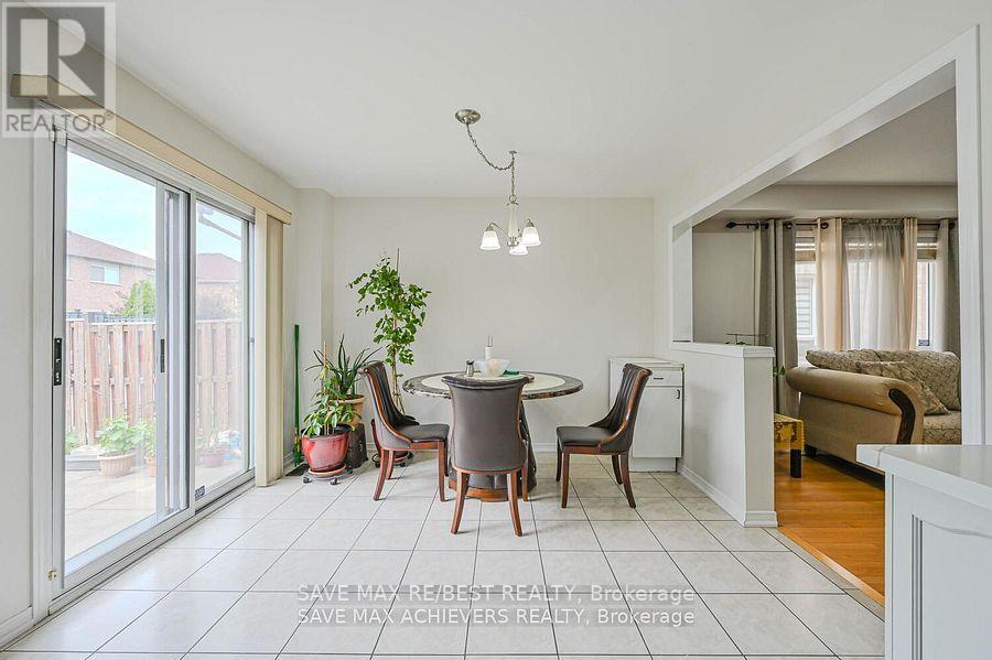 21 Riverplace Crescent, Brampton, Ontario  L6P 2N2 - Photo 8 - W12449419