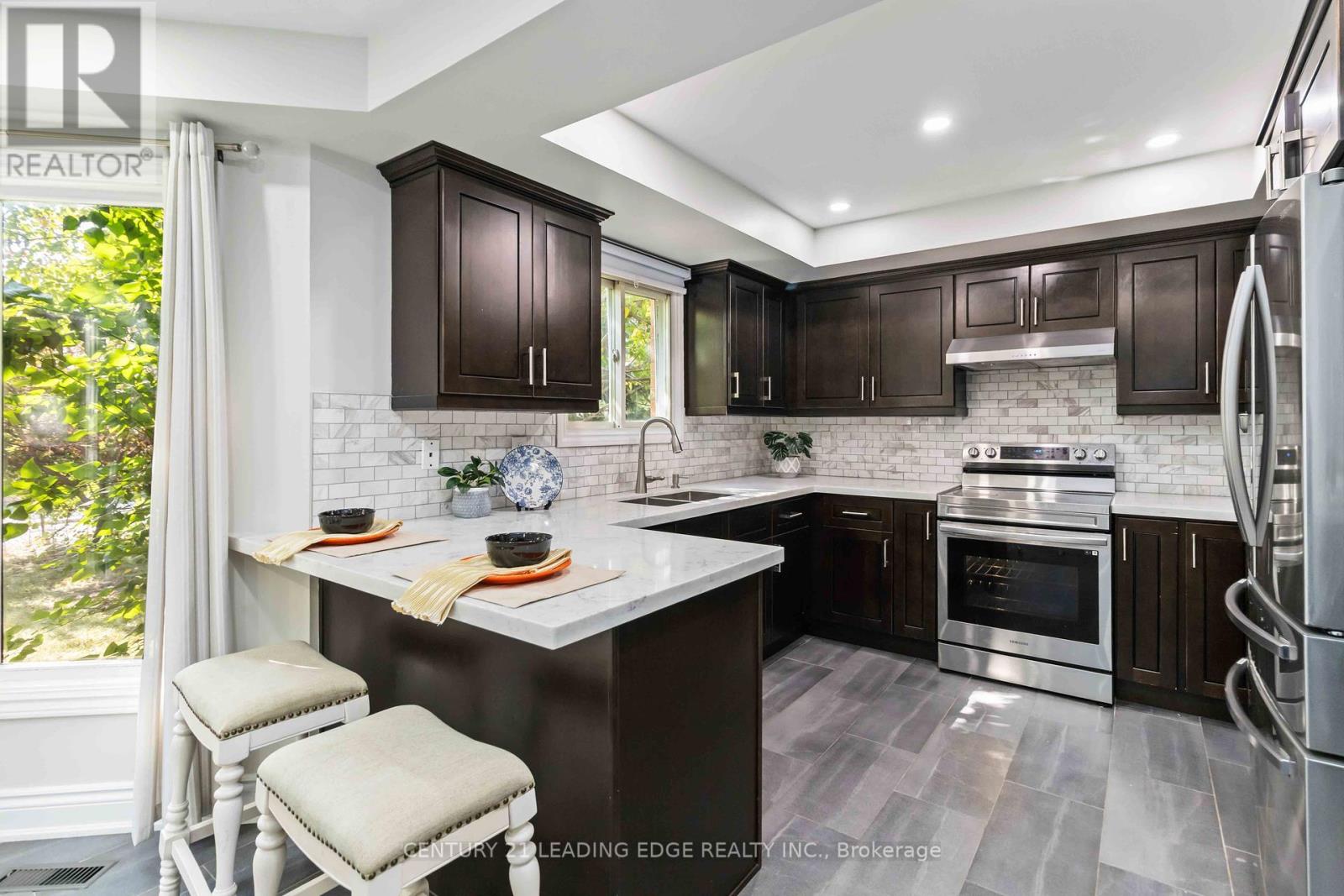 5201 Champlain Trail, Mississauga (Hurontario), Ontario  L5R 3B1 - Photo 14 - W12449440