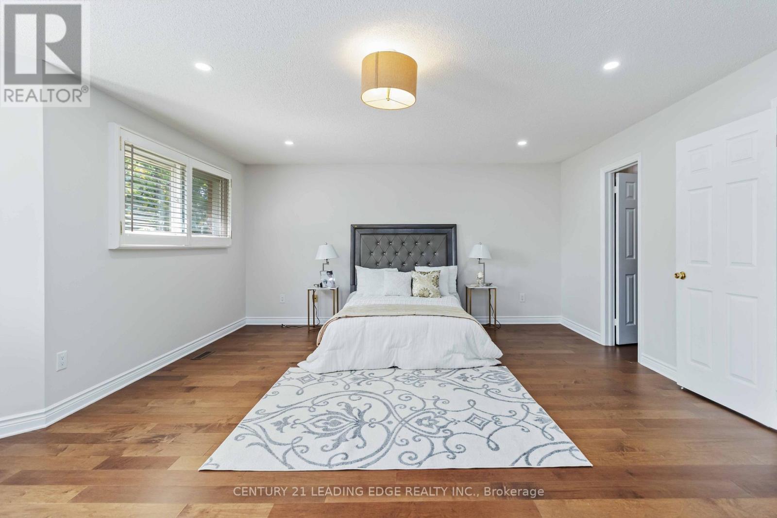 5201 Champlain Trail, Mississauga (Hurontario), Ontario  L5R 3B1 - Photo 26 - W12449440
