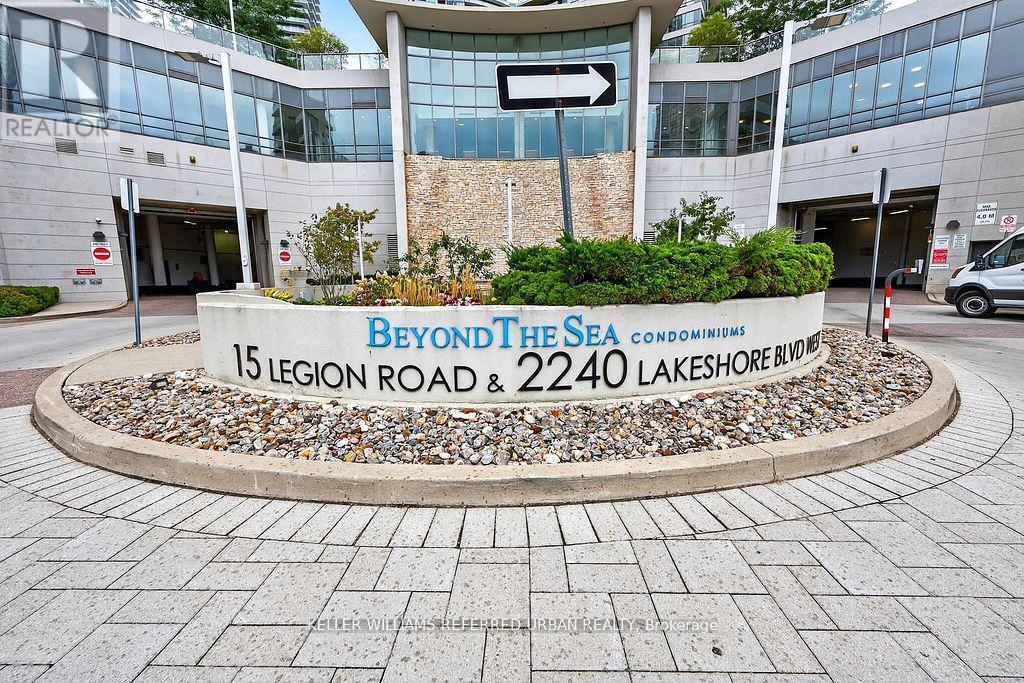 2305 - 15 Legion Road, Toronto (Mimico), Ontario  N8V 0A5 - Photo 5 - W12449461