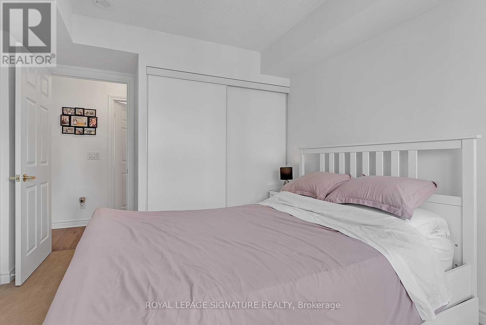 1401 - 5 Michael Power Place, Toronto, Ontario  M9A 0A3 - Photo 11 - W12449470