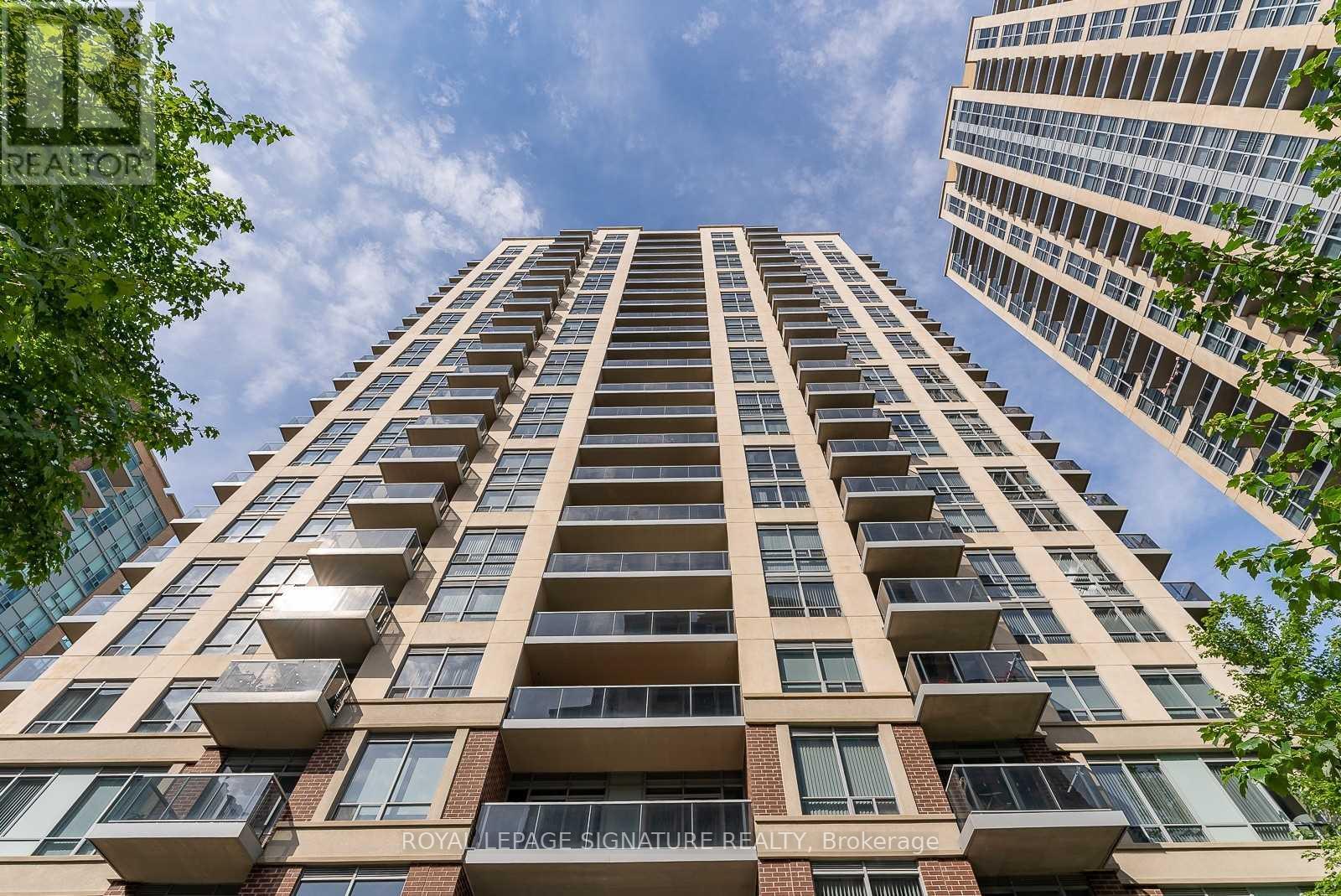 1401 - 5 Michael Power Place, Toronto, Ontario  M9A 0A3 - Photo 18 - W12449470