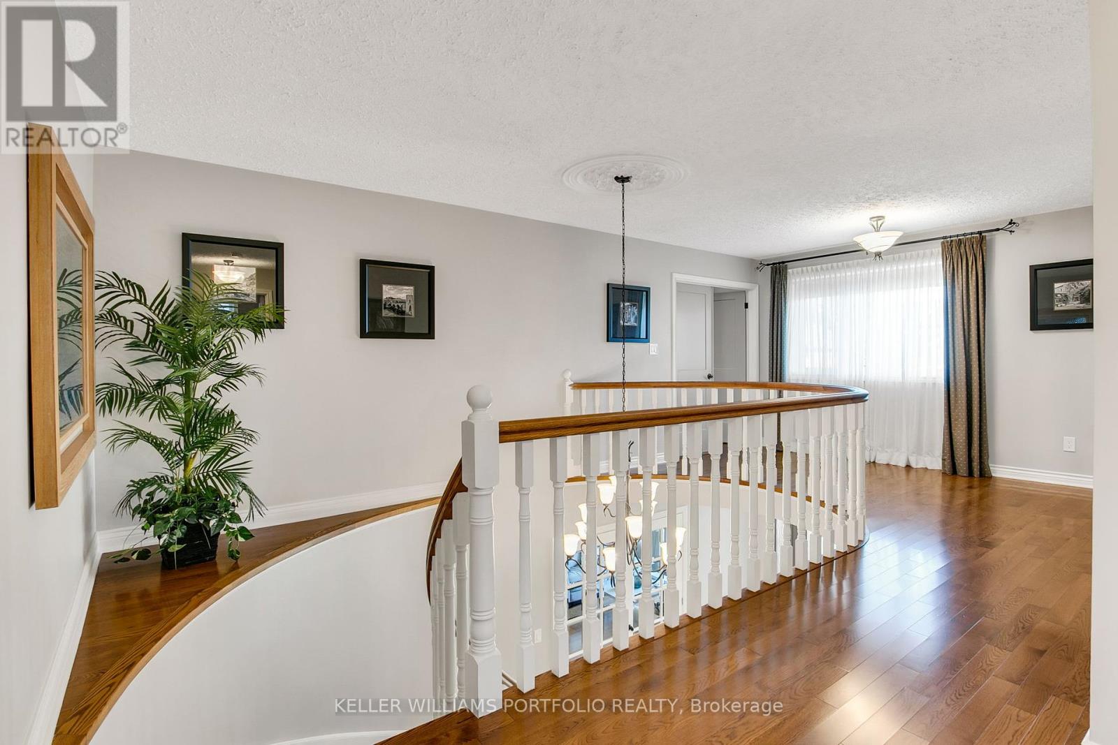 56 Jopling Avenue N, Toronto, Ontario  M9B 4G2 - Photo 17 - W12449473