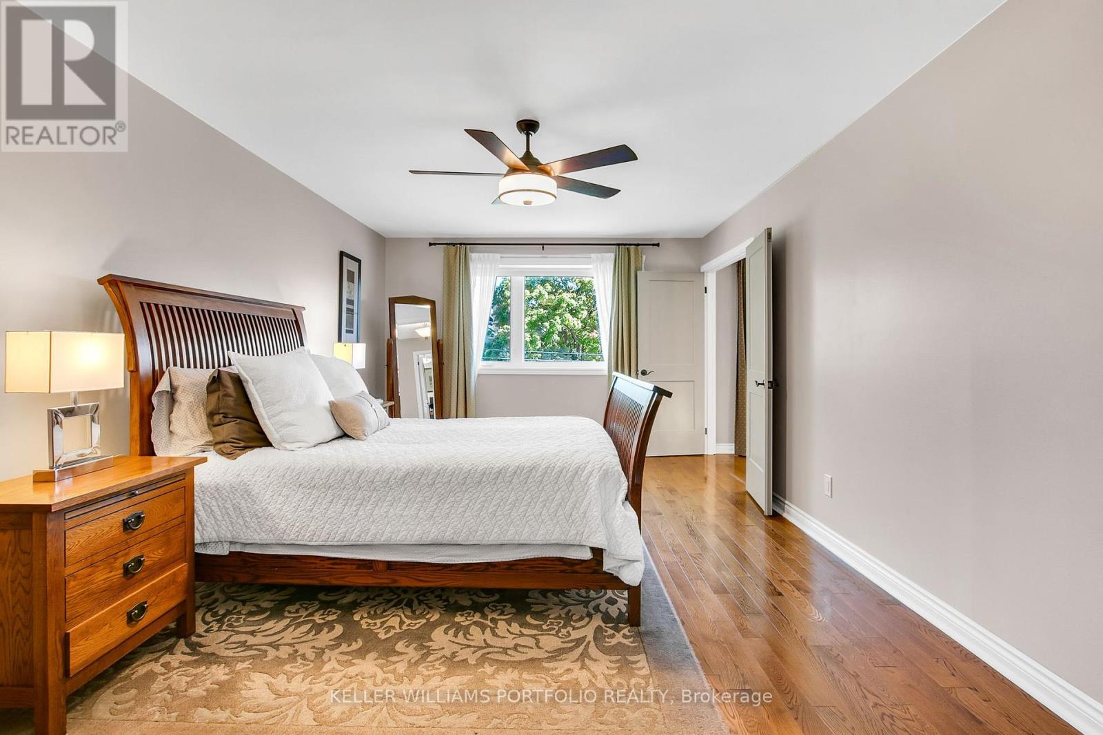 56 Jopling Avenue N, Toronto, Ontario  M9B 4G2 - Photo 21 - W12449473