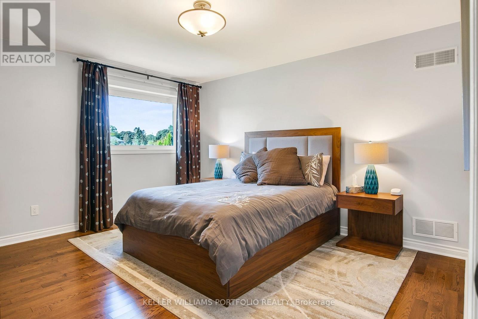 56 Jopling Avenue N, Toronto, Ontario  M9B 4G2 - Photo 23 - W12449473