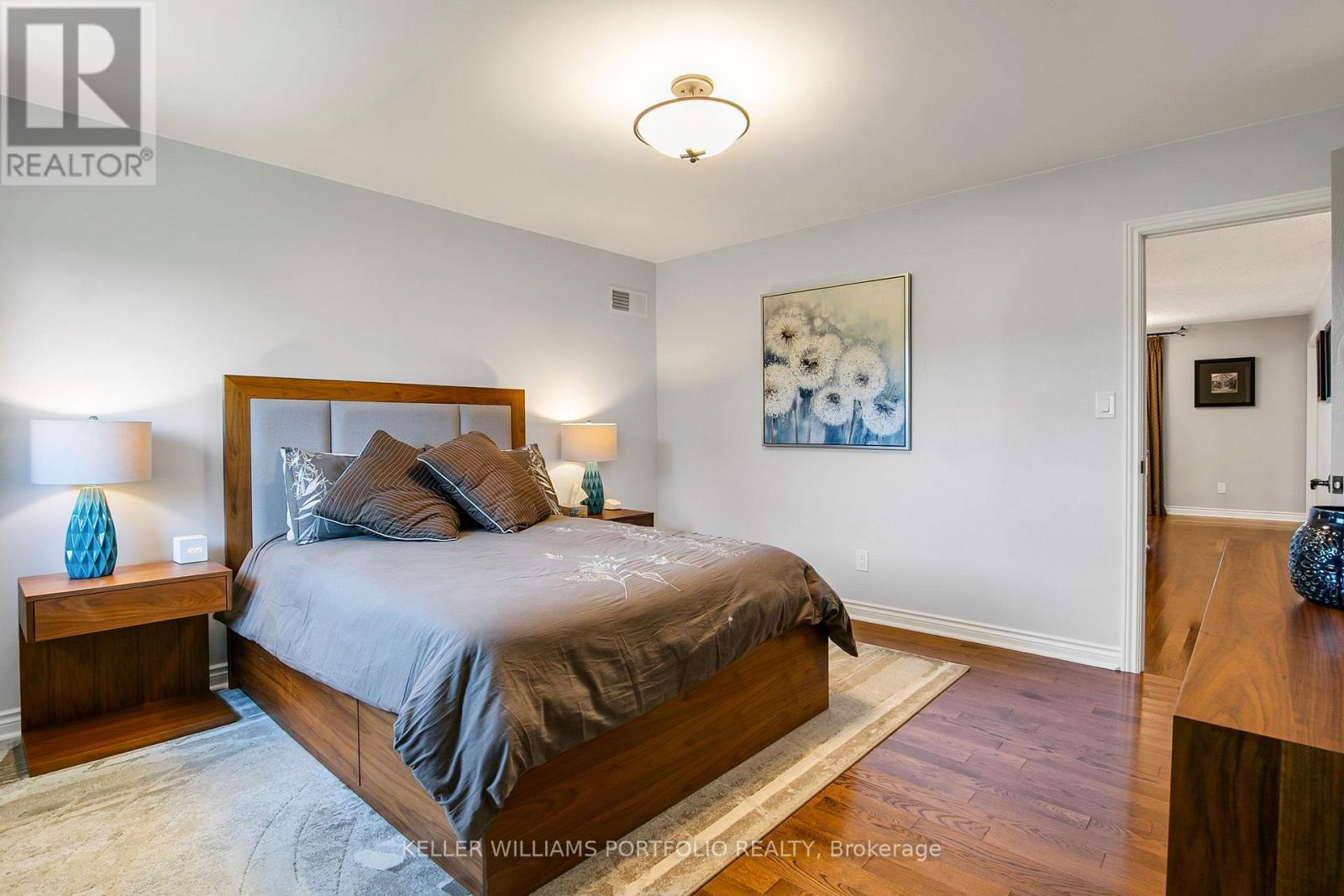 56 Jopling Avenue N, Toronto, Ontario  M9B 4G2 - Photo 24 - W12449473