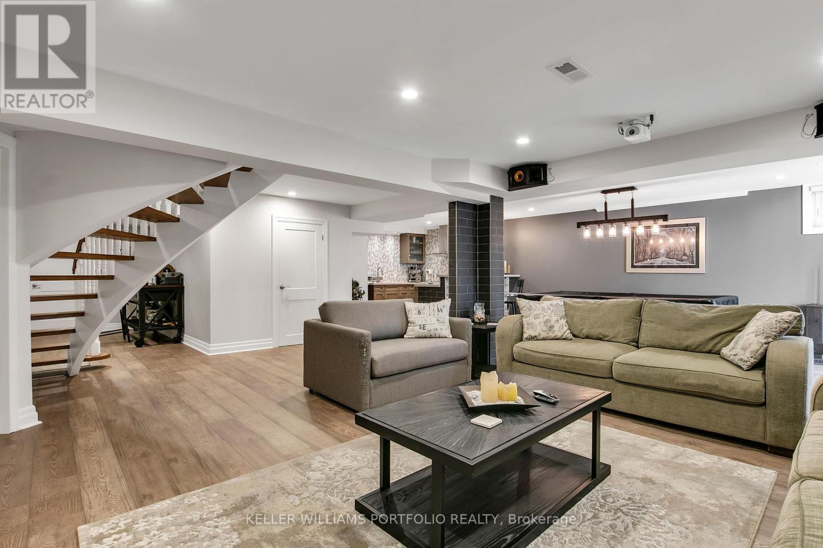 56 Jopling Avenue N, Toronto, Ontario  M9B 4G2 - Photo 30 - W12449473