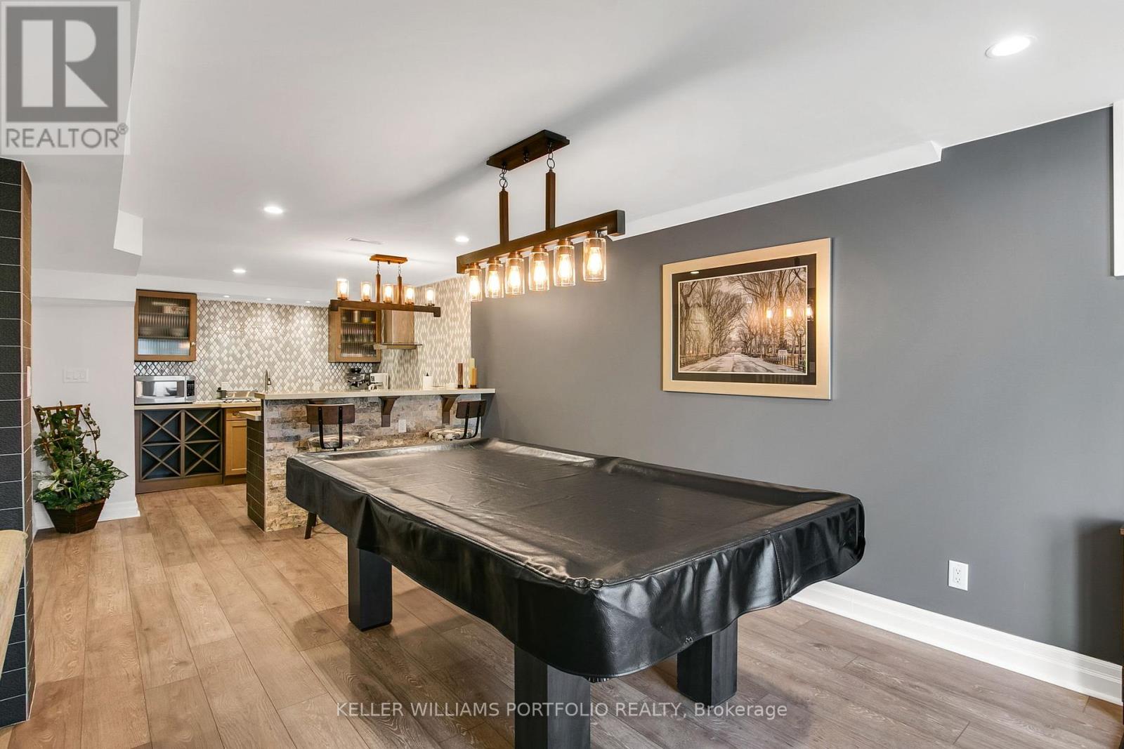 56 Jopling Avenue N, Toronto, Ontario  M9B 4G2 - Photo 33 - W12449473