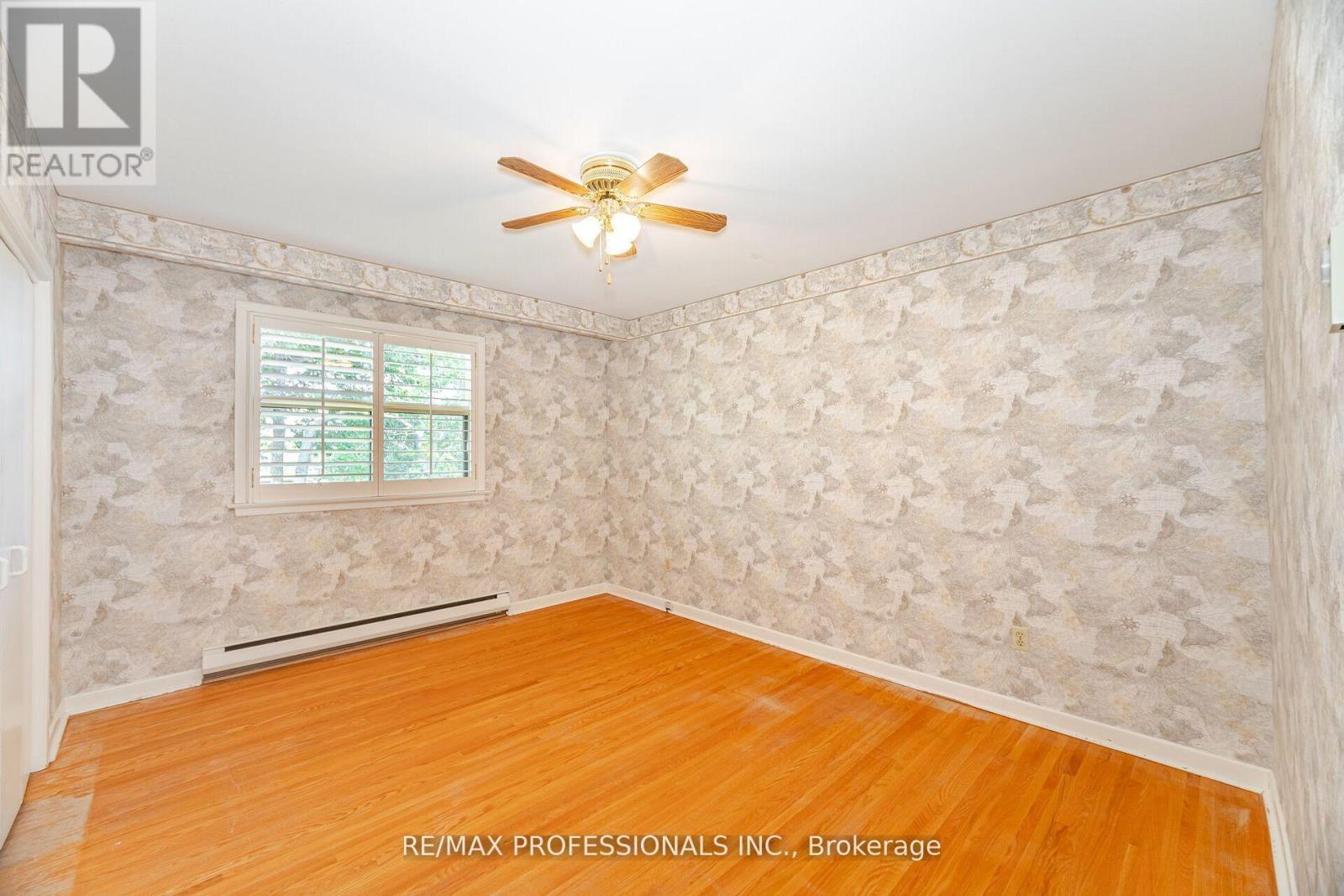 3667 Beechollow Crescent, Mississauga (Applewood), Ontario  L4Y 3T3 - Photo 23 - W12449495