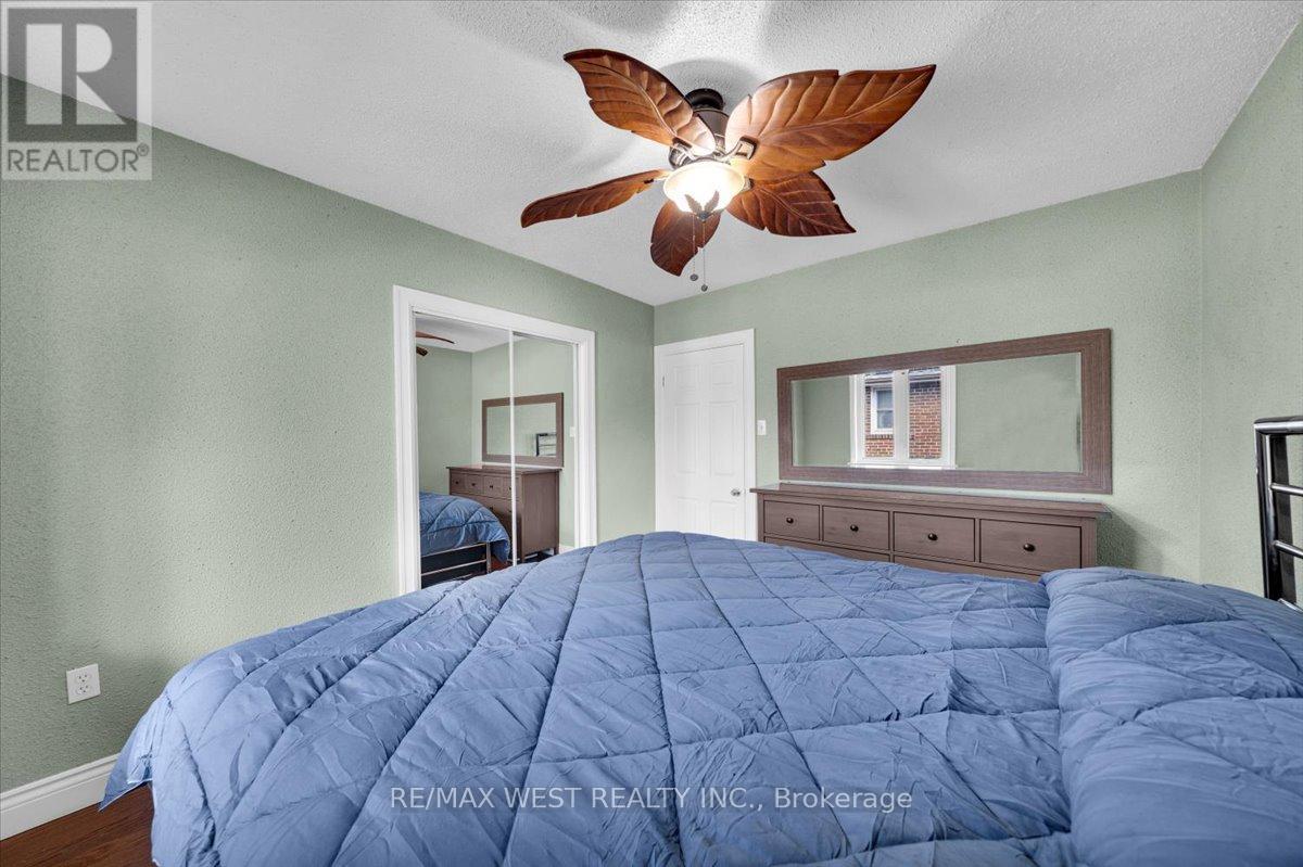 233 Gamma Street, Toronto (Alderwood), Ontario  M8W 4G7 - Photo 14 - W12449501