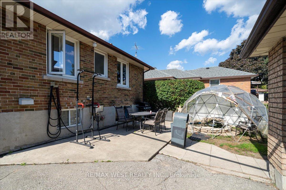 233 Gamma Street, Toronto (Alderwood), Ontario  M8W 4G7 - Photo 28 - W12449501