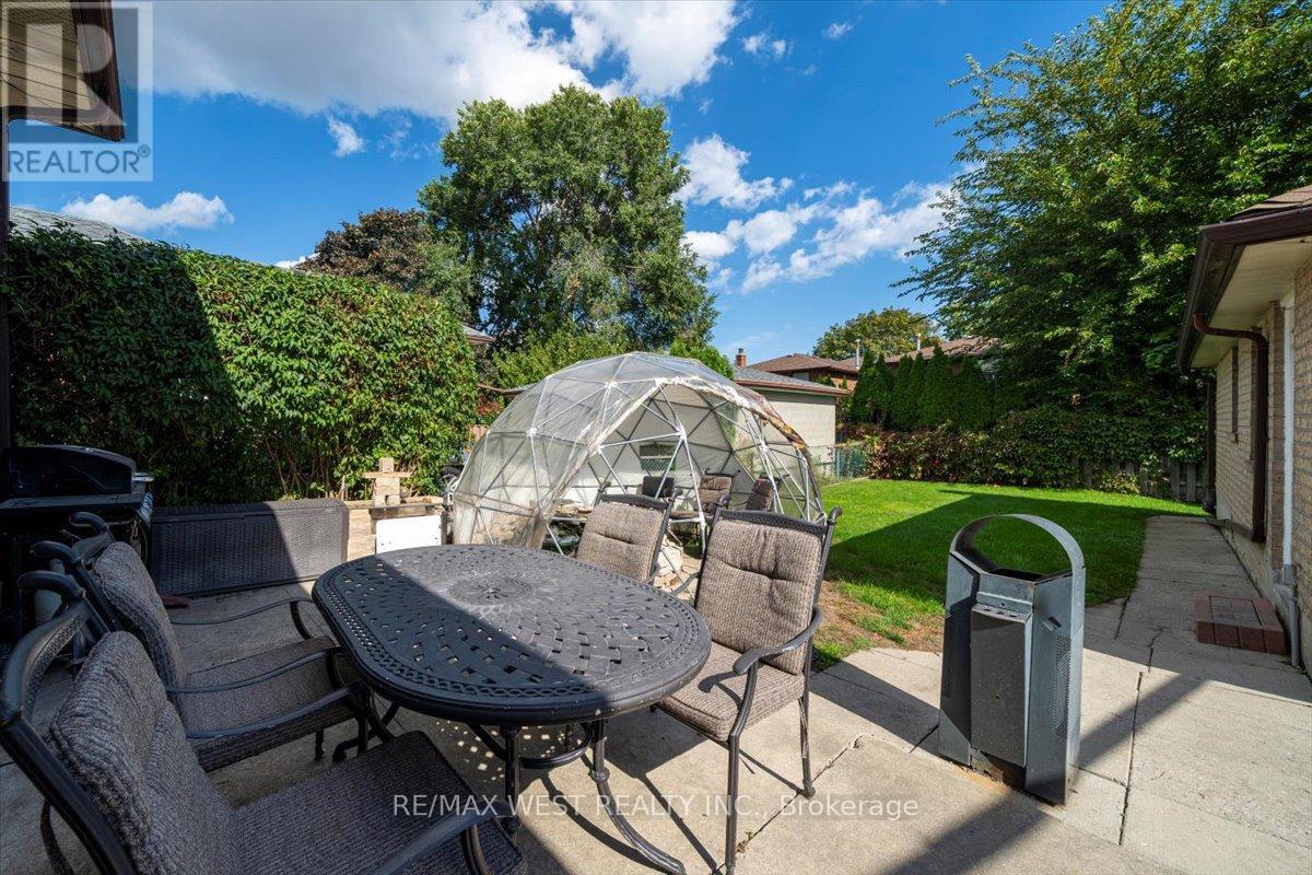 233 Gamma Street, Toronto (Alderwood), Ontario  M8W 4G7 - Photo 33 - W12449501