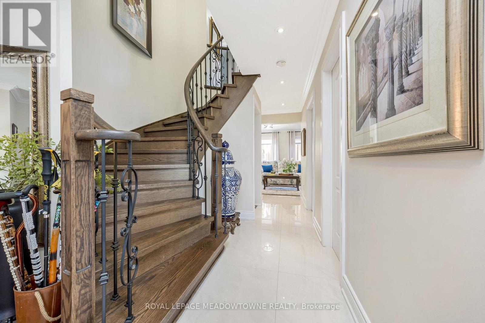 39 Miller Drive, Halton Hills (Georgetown), Ontario  L7G 5P7 - Photo 24 - W12449506