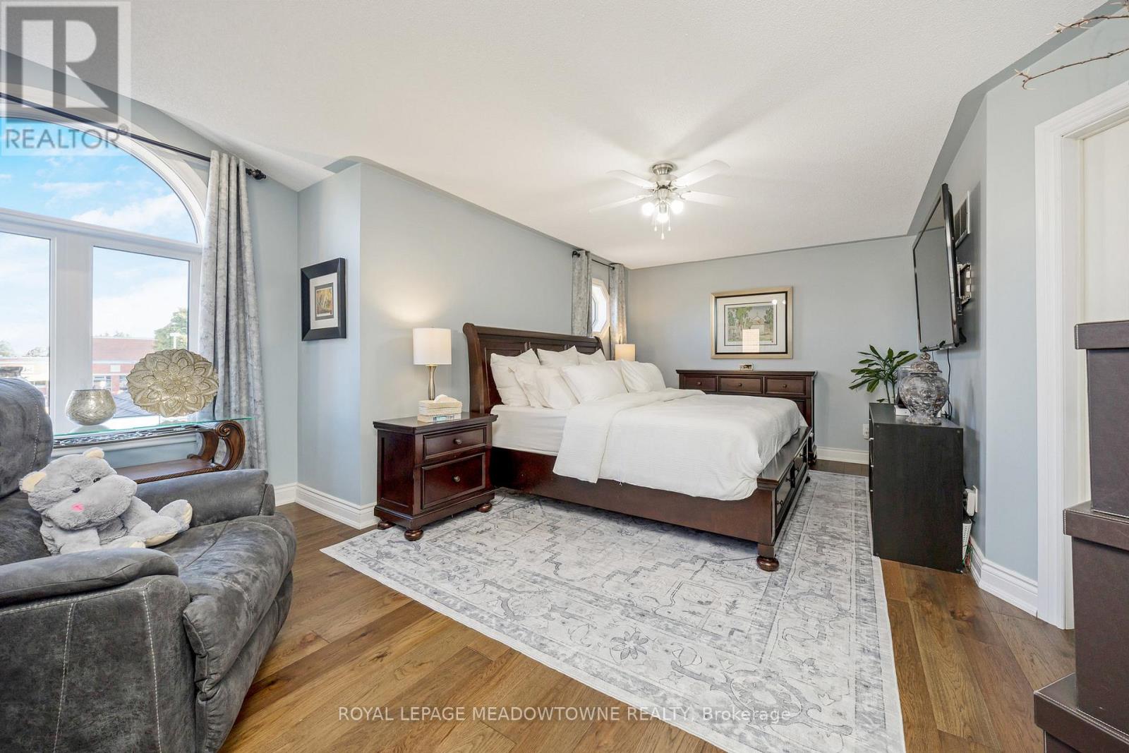39 Miller Drive, Halton Hills (Georgetown), Ontario  L7G 5P7 - Photo 26 - W12449506