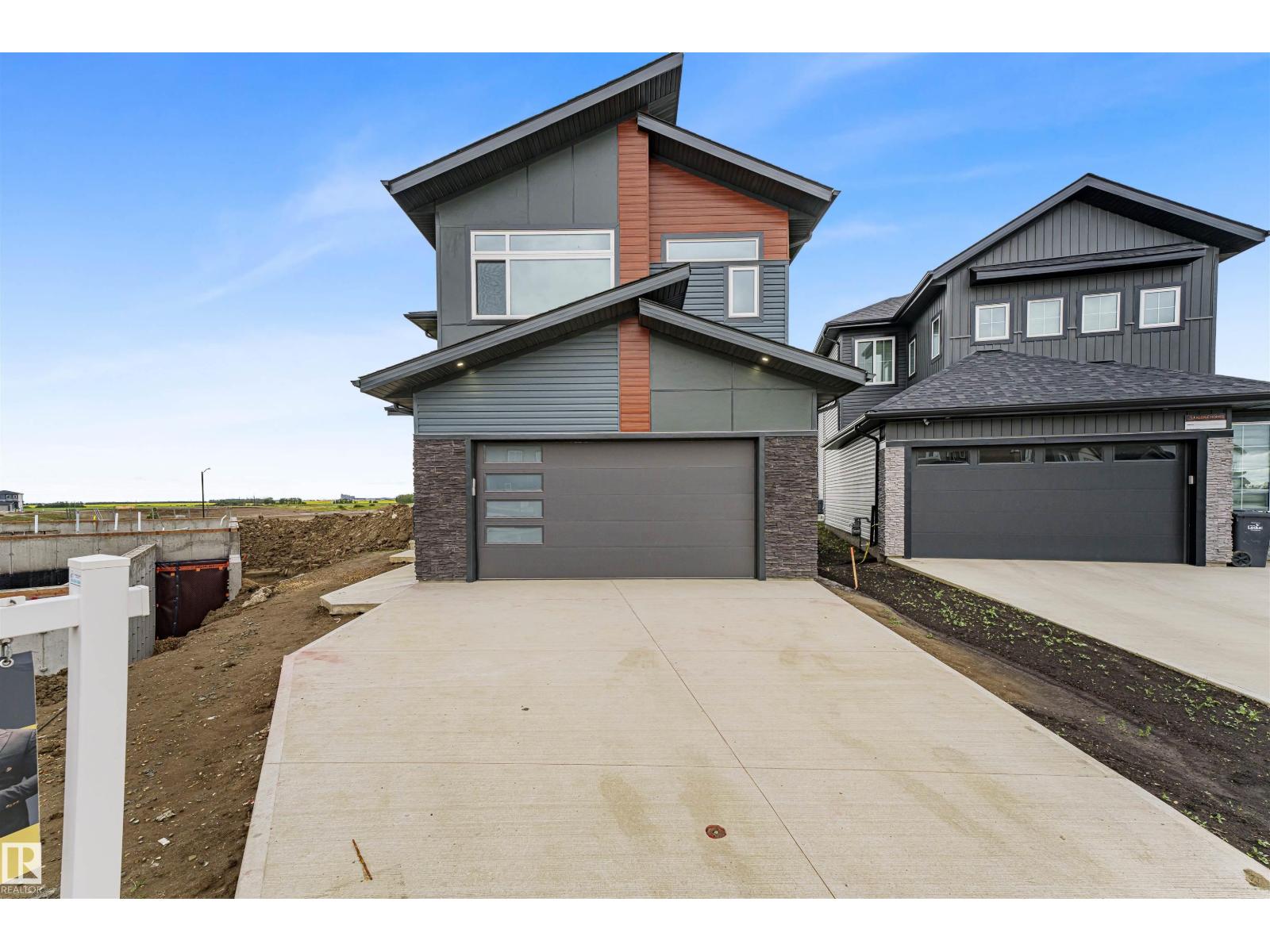 416 Pine Pt, Leduc, Alberta  T9E 1S7 - Photo 1 - E4451729
