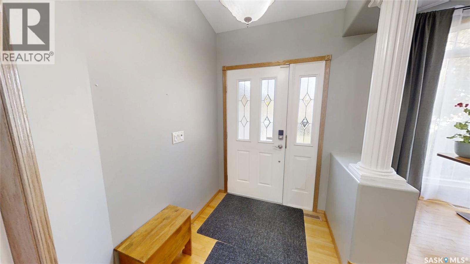 106 Brookmore Crescent, Saskatoon, Saskatchewan  S7V 1C1 - Photo 2 - SK020143