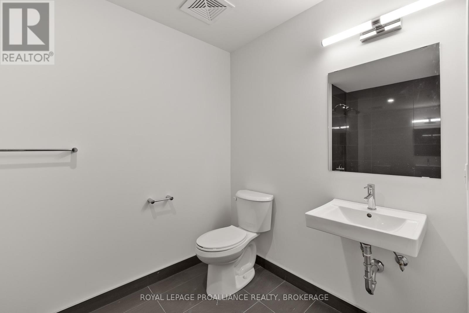 905 - 223 Princess Street, Kingston, Ontario  K7L 1B3 - Photo 18 - X12434774