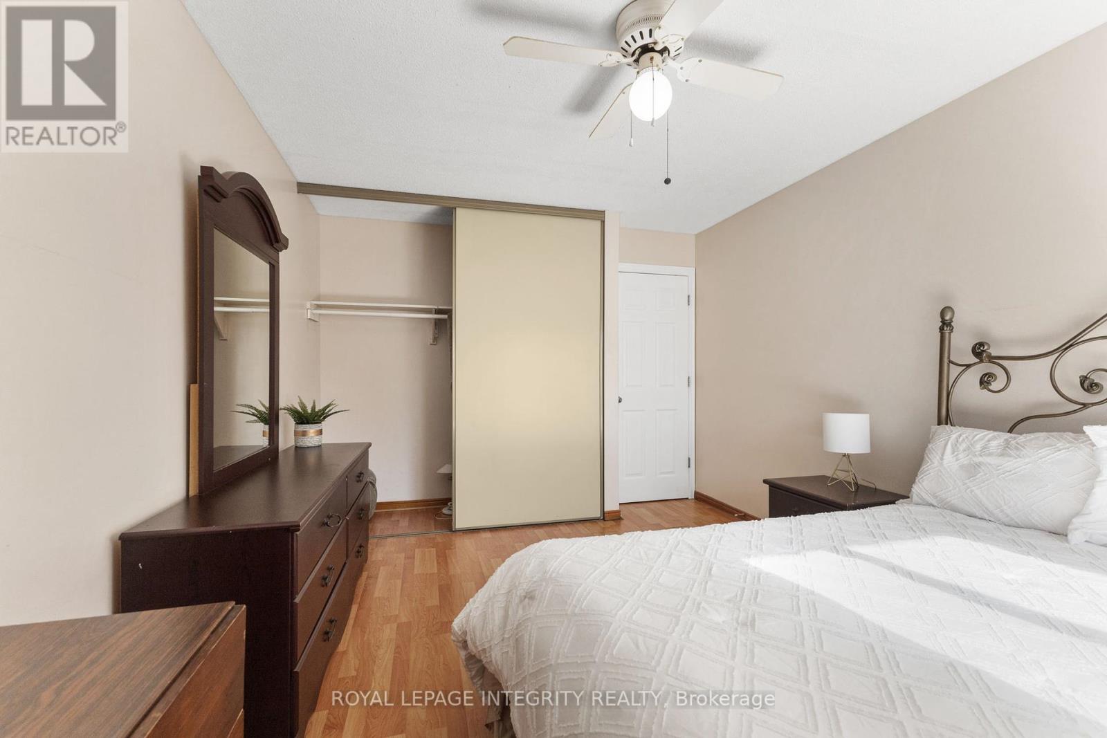 1499 Goth Avenue, Ottawa, Ontario  K1T 1E3 - Photo 26 - X12336305