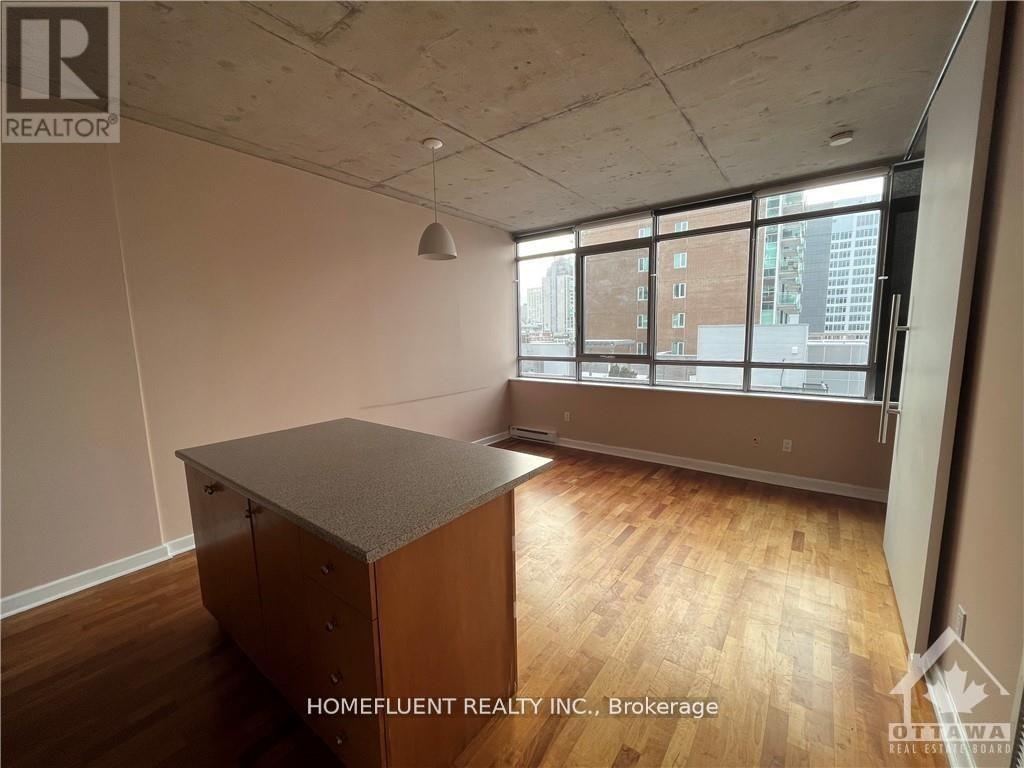 710 - 180 York Street, Ottawa, Ontario  K1N 1J6 - Photo 2 - X12445836