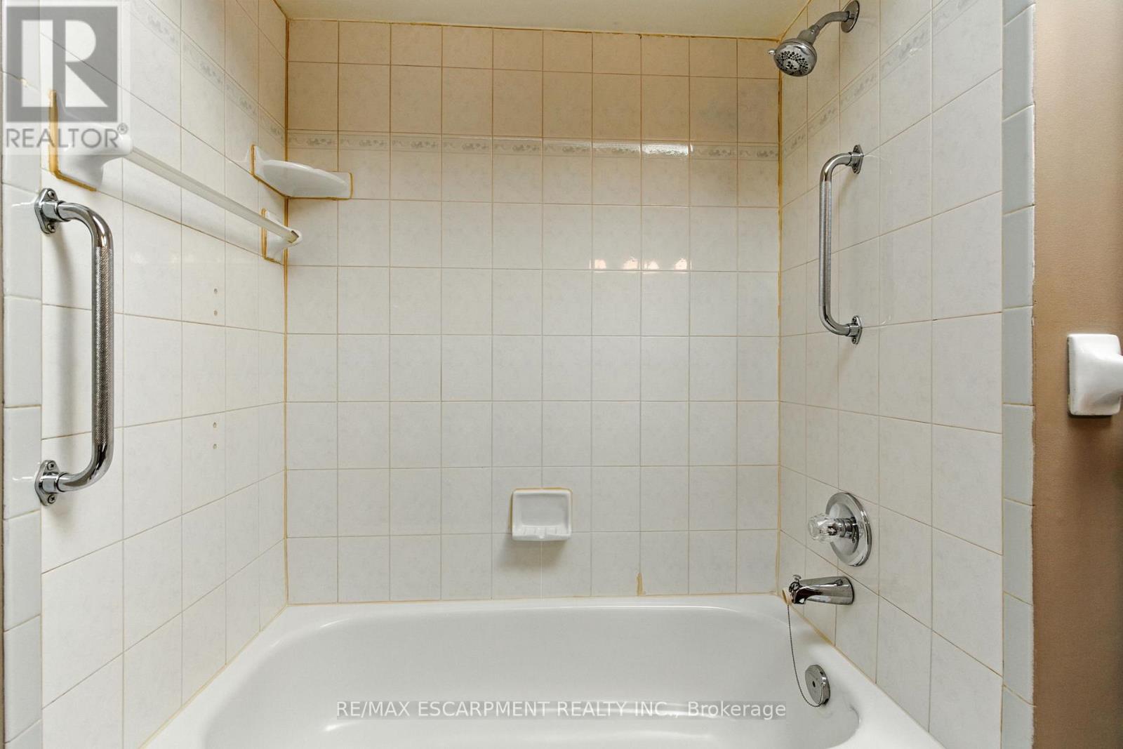 127 Beaverbrook Avenue, Hamilton (Broughton), Ontario  L8W 3T1 - Photo 28 - X12449384
