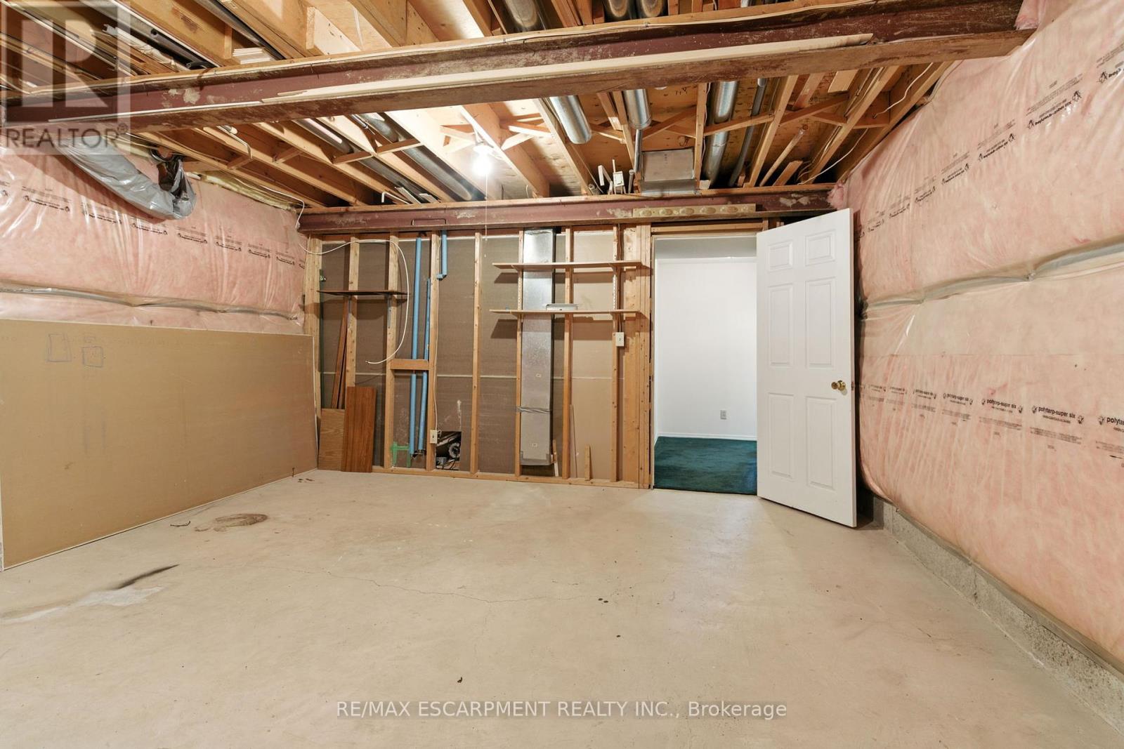 127 Beaverbrook Avenue, Hamilton (Broughton), Ontario  L8W 3T1 - Photo 38 - X12449384