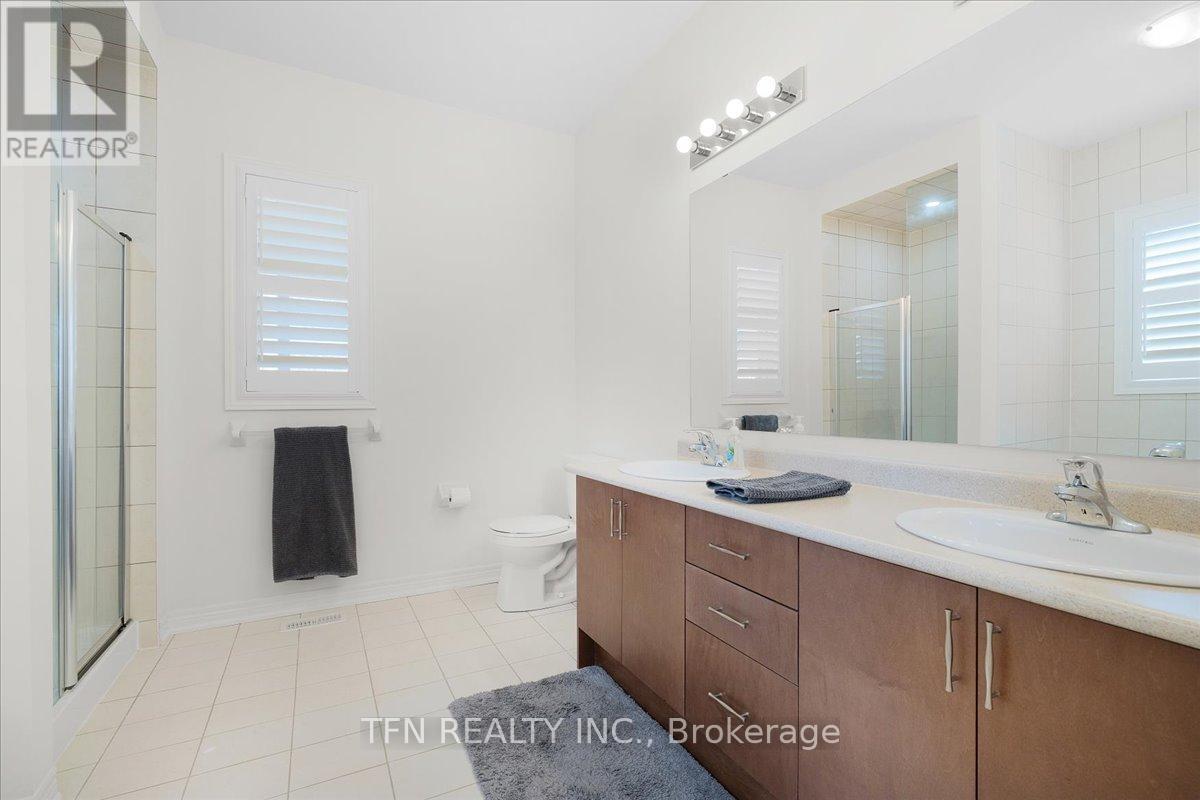 42 Ebenezer Drive, Hamilton (Waterdown), Ontario  L8B 1Y3 - Photo 13 - X12449425