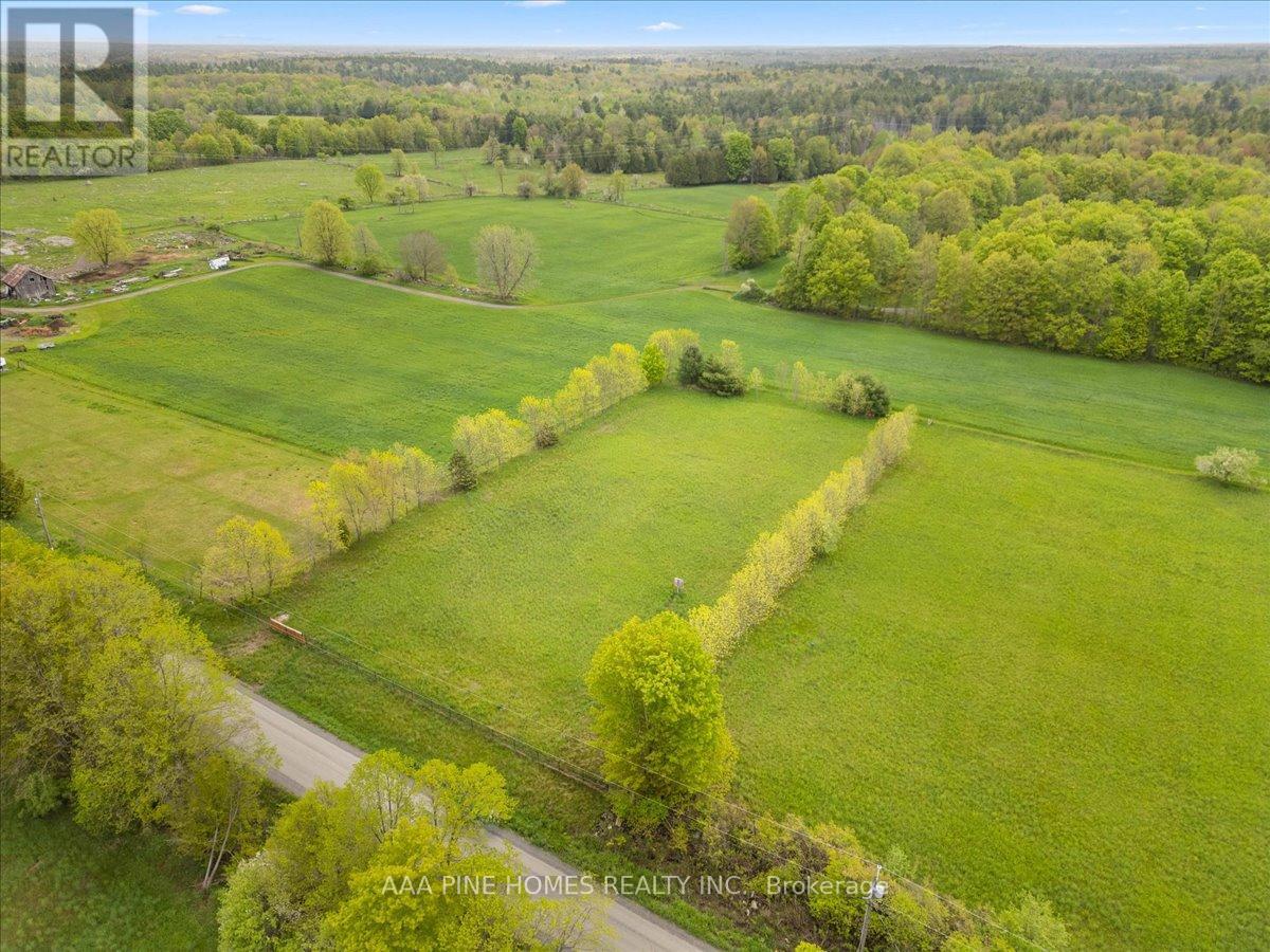 328 ROCKIES ROAD, Tweed, Ontario
