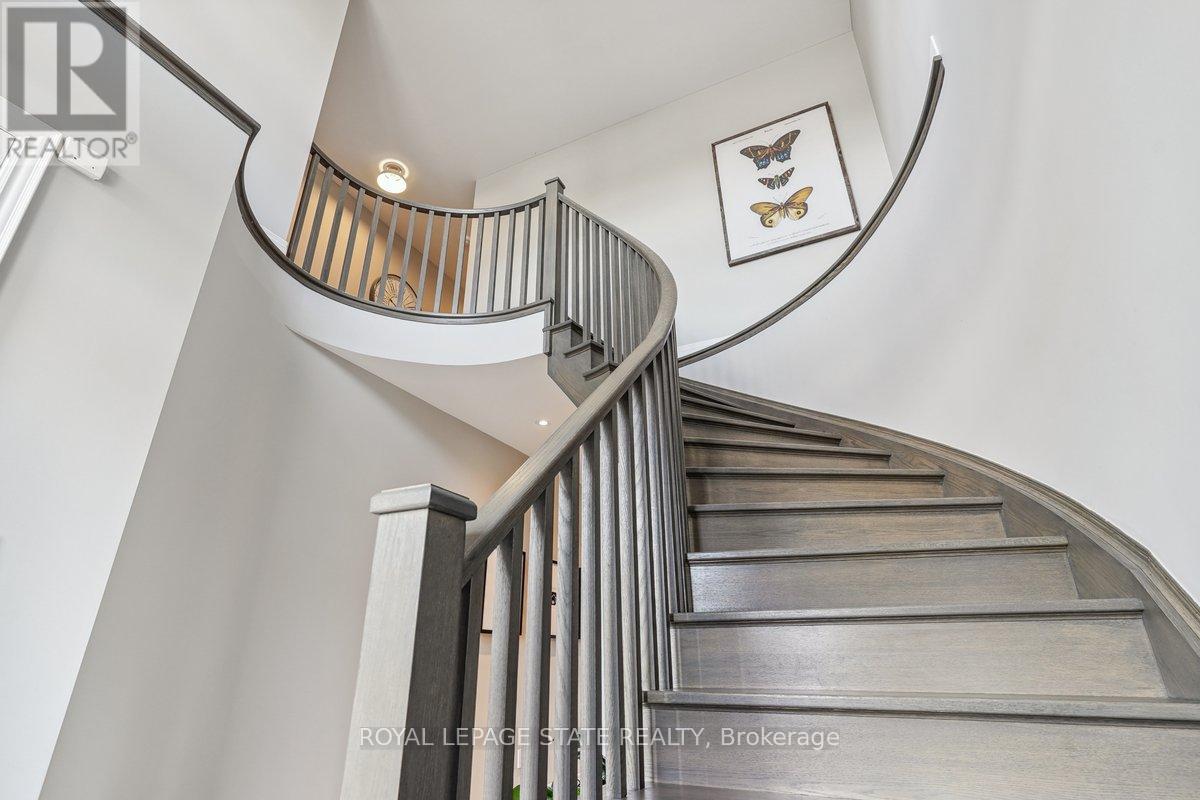 11 Secinaro Avenue, Hamilton (Ancaster), Ontario  L9G 0C6 - Photo 21 - X12449488
