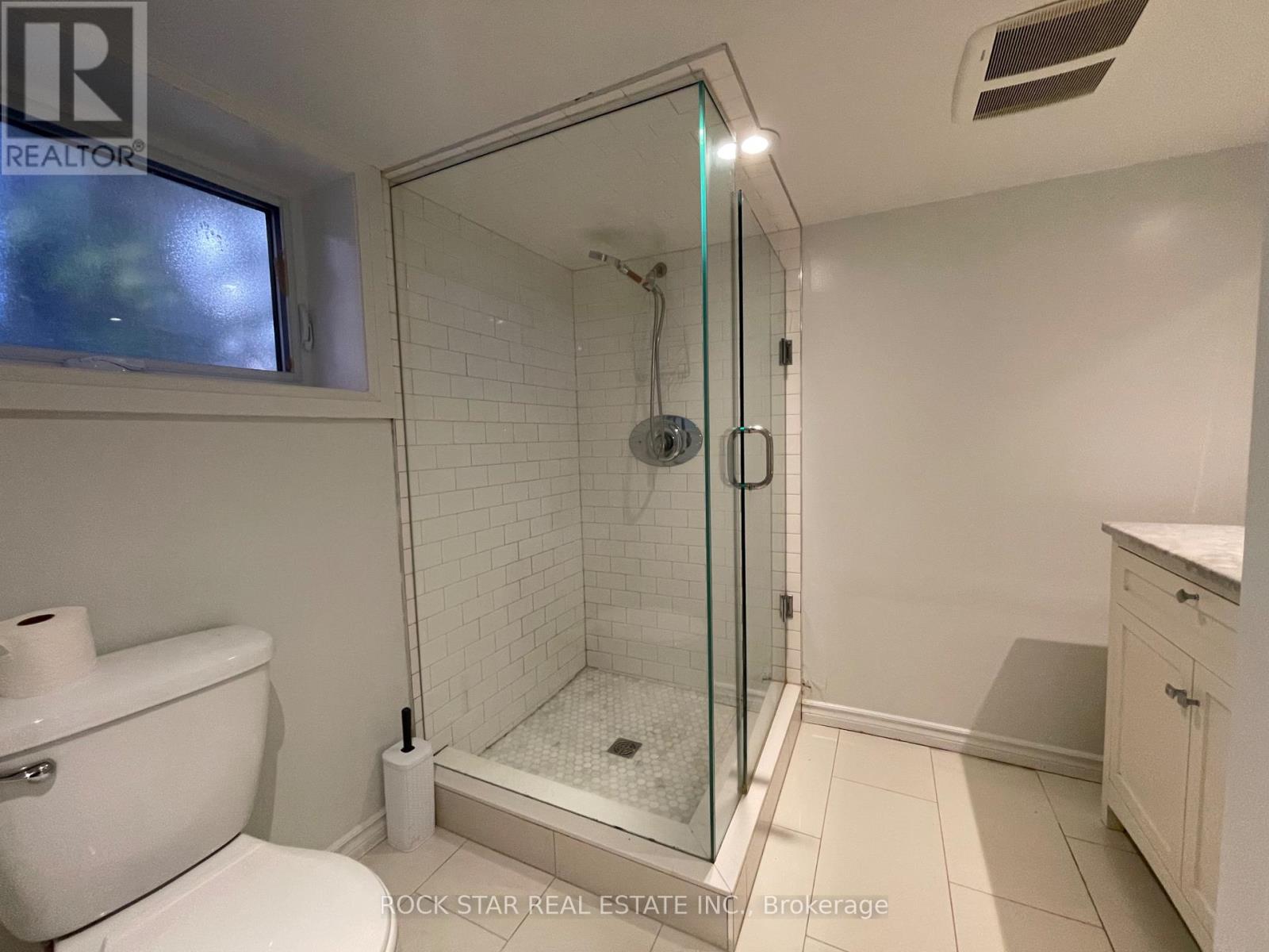 59 Laurel Street, Waterloo, Ontario  N2J 2H3 - Photo 26 - X12449498