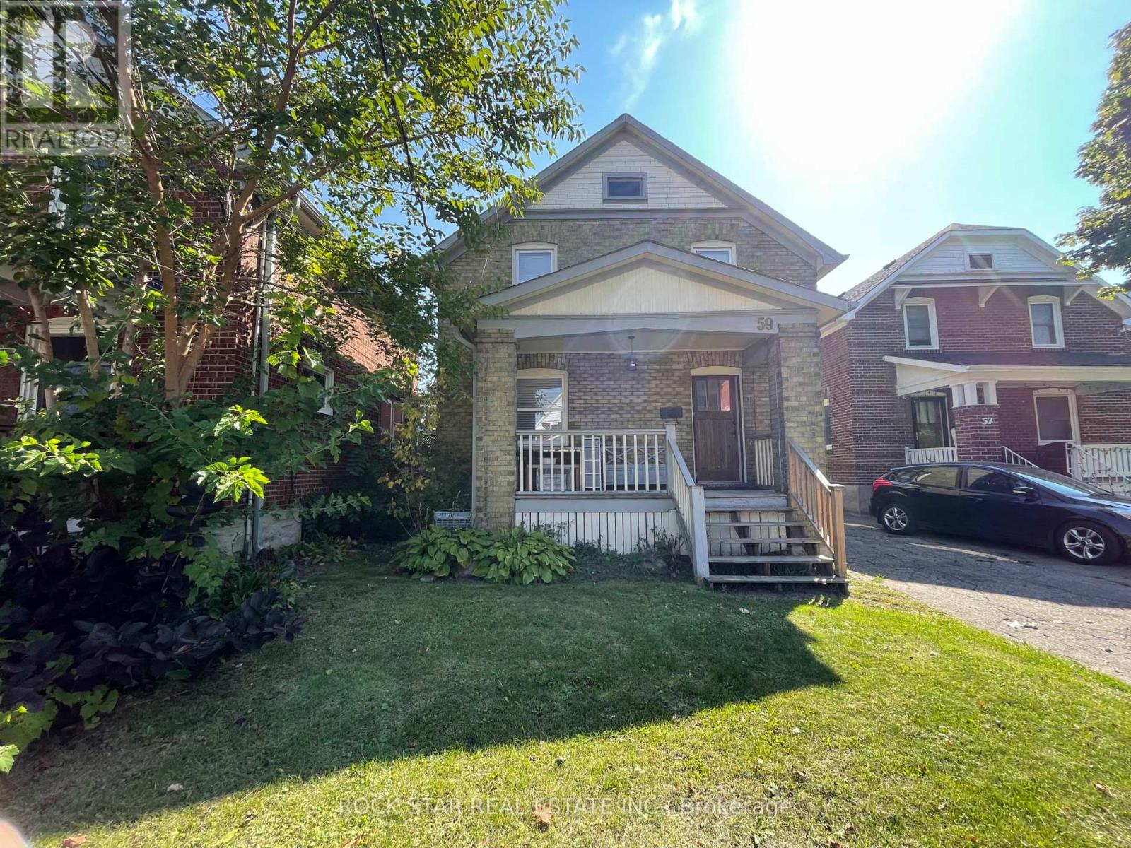 59 Laurel Street, Waterloo, Ontario  N2J 2H3 - Photo 4 - X12449498