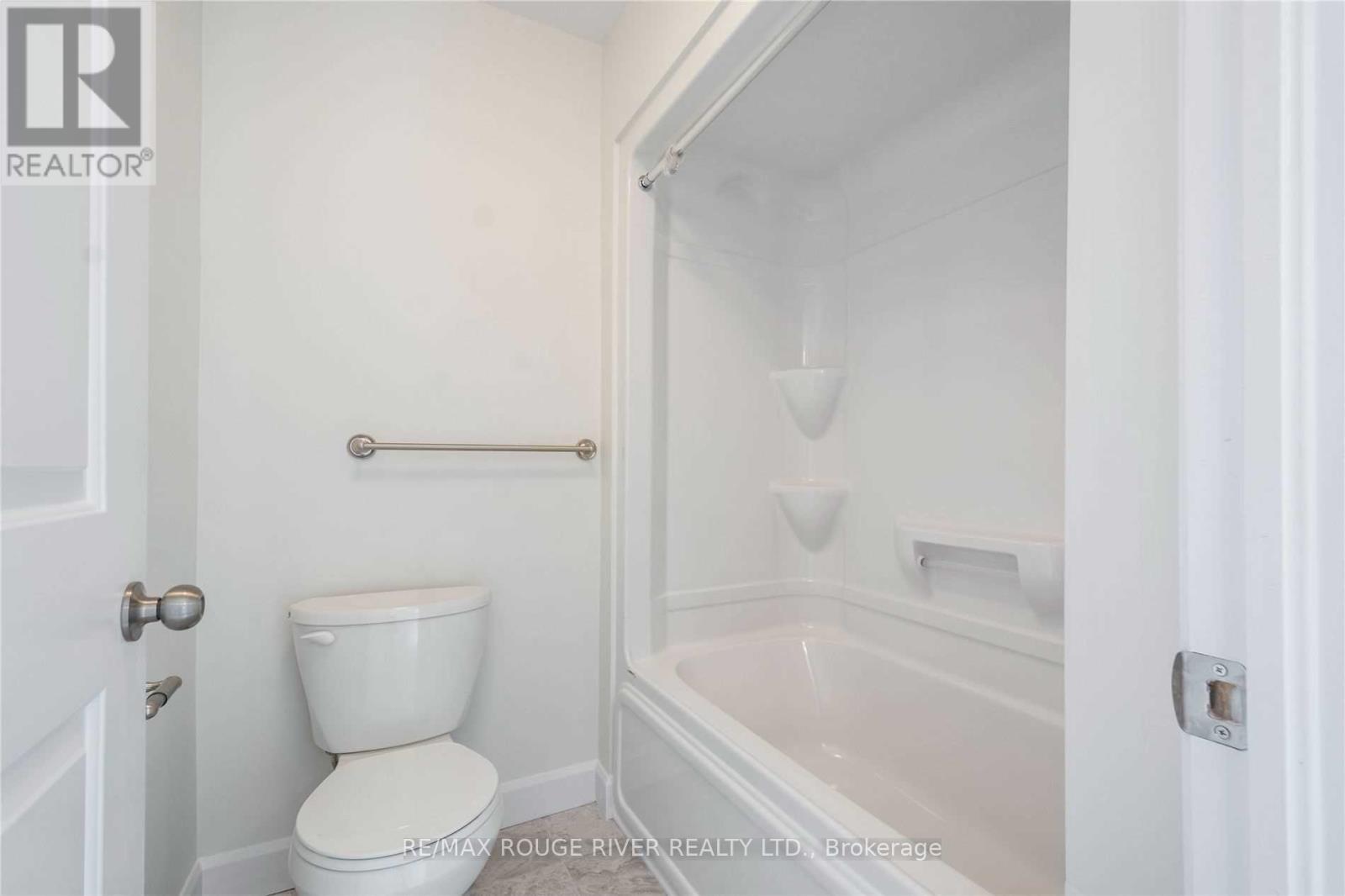 46 Erie Court, Loyalist, Ontario  K7N 0E3 - Photo 19 - X12449508
