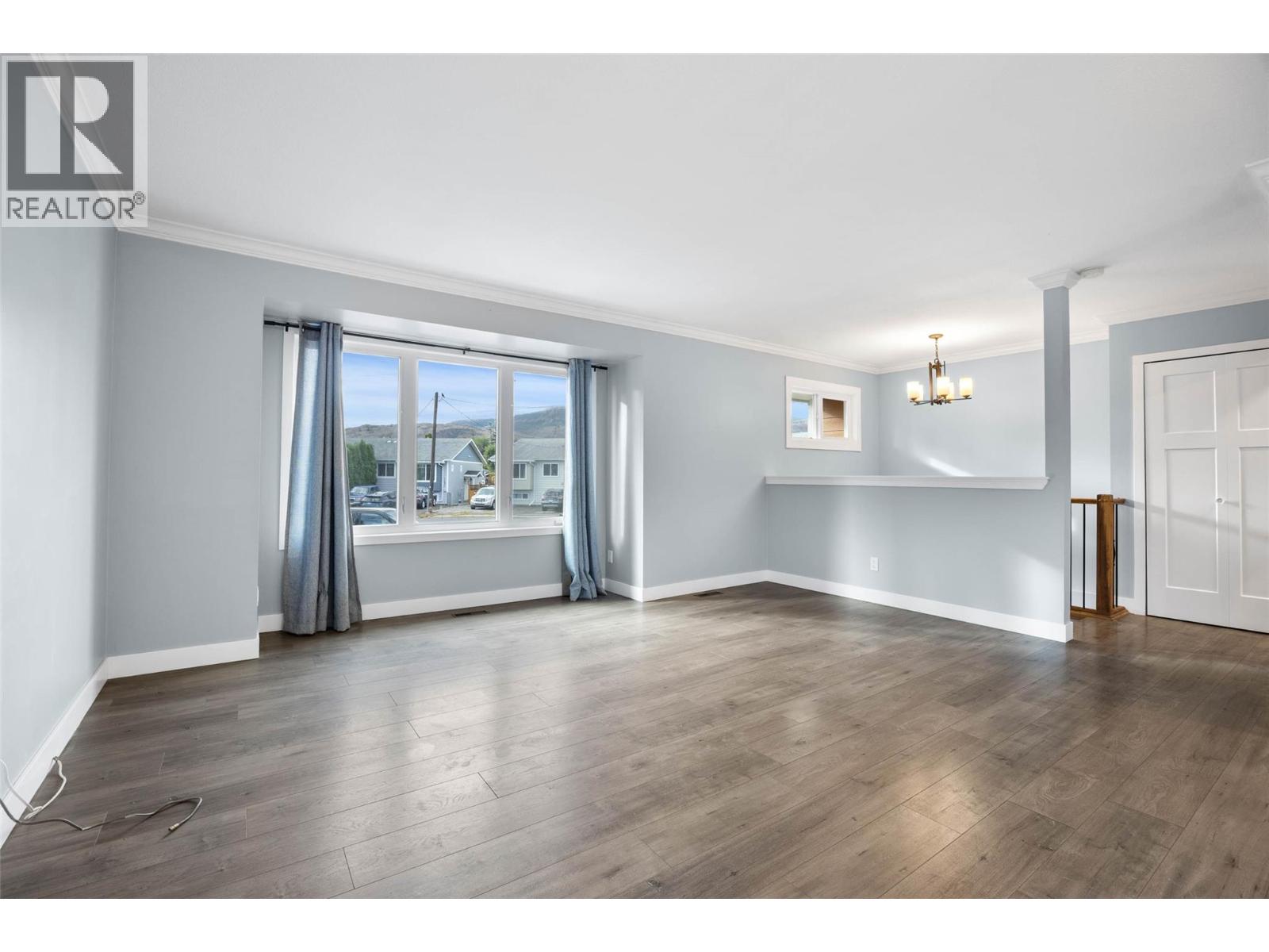 1648 Spartan Place, Kamloops, British Columbia  V2B 7Z3 - Photo 6 - 10365157
