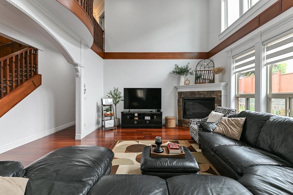 31496 Cougar Court, Abbotsford, British Columbia  V2T 6M7 - Photo 6 - R3055438