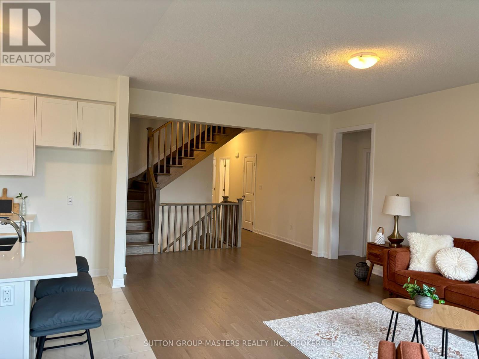 19 Oakmont Drive, Loyalist, Ontario  K0H 1G0 - Photo 13 - X12449648