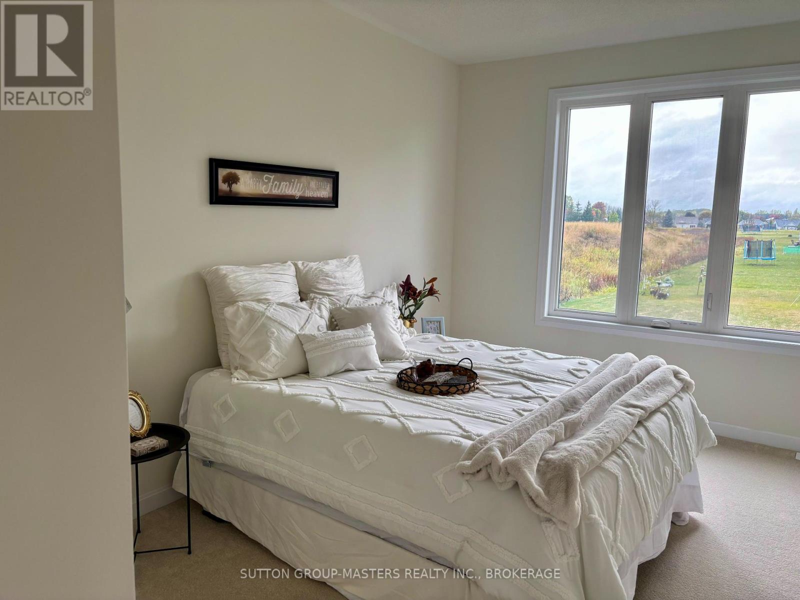 19 Oakmont Drive, Loyalist, Ontario  K0H 1G0 - Photo 16 - X12449648