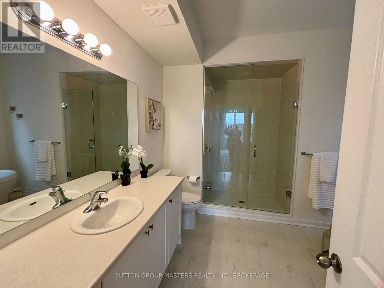 19 Oakmont Drive, Loyalist, Ontario  K0H 1G0 - Photo 20 - X12449648