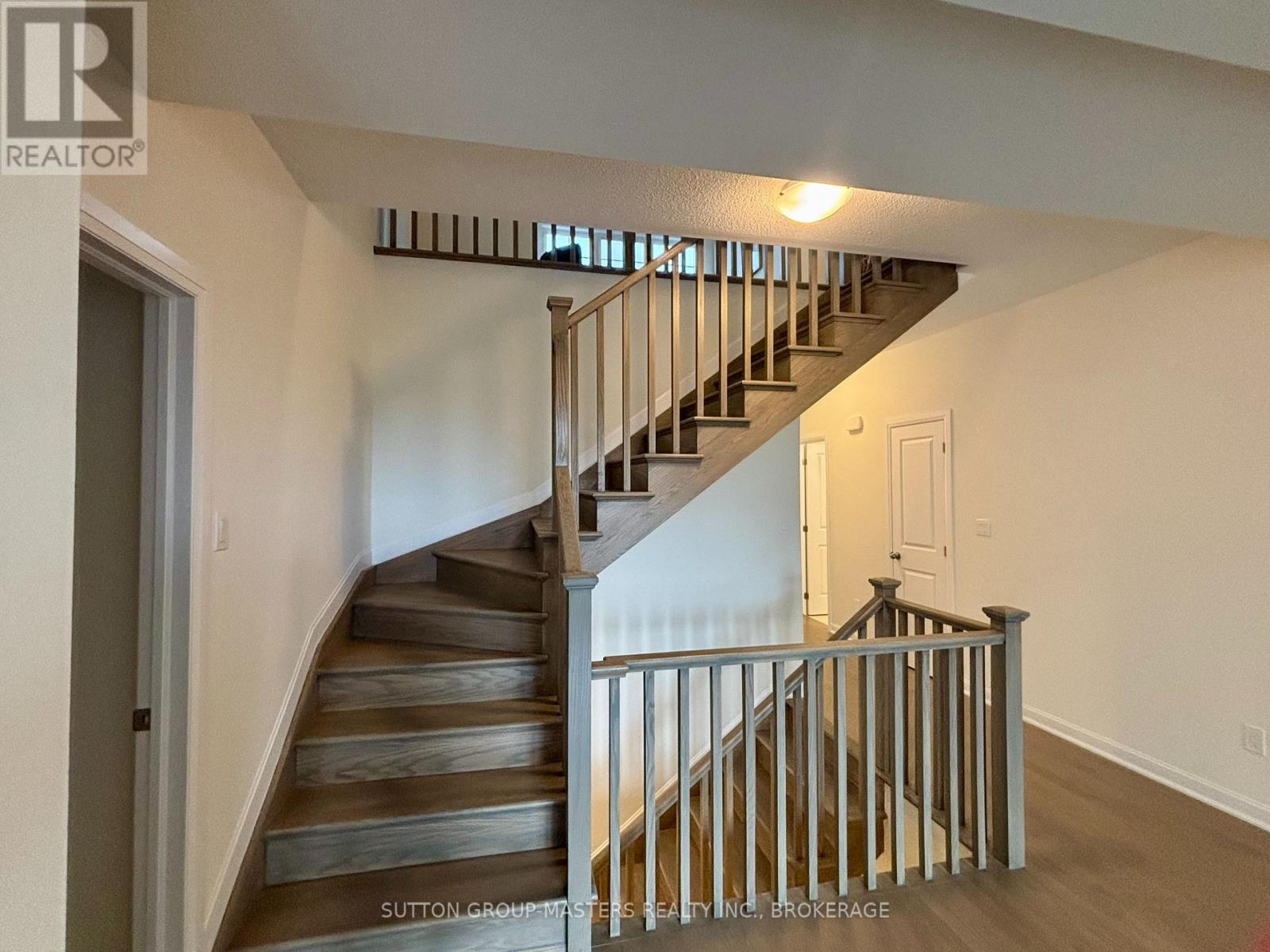 19 Oakmont Drive, Loyalist, Ontario  K0H 1G0 - Photo 22 - X12449648