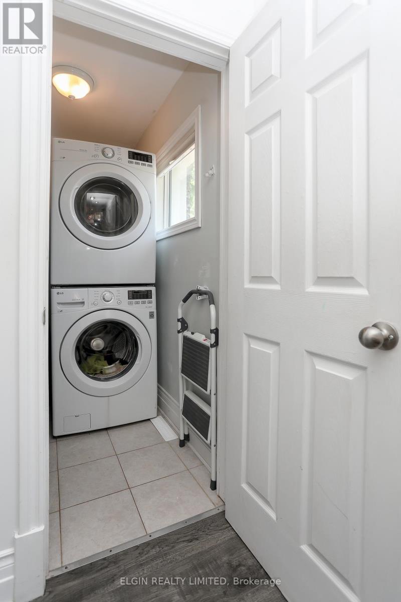 4 Antrim Street, St. Thomas, Ontario  N5P 1S3 - Photo 14 - X12446212