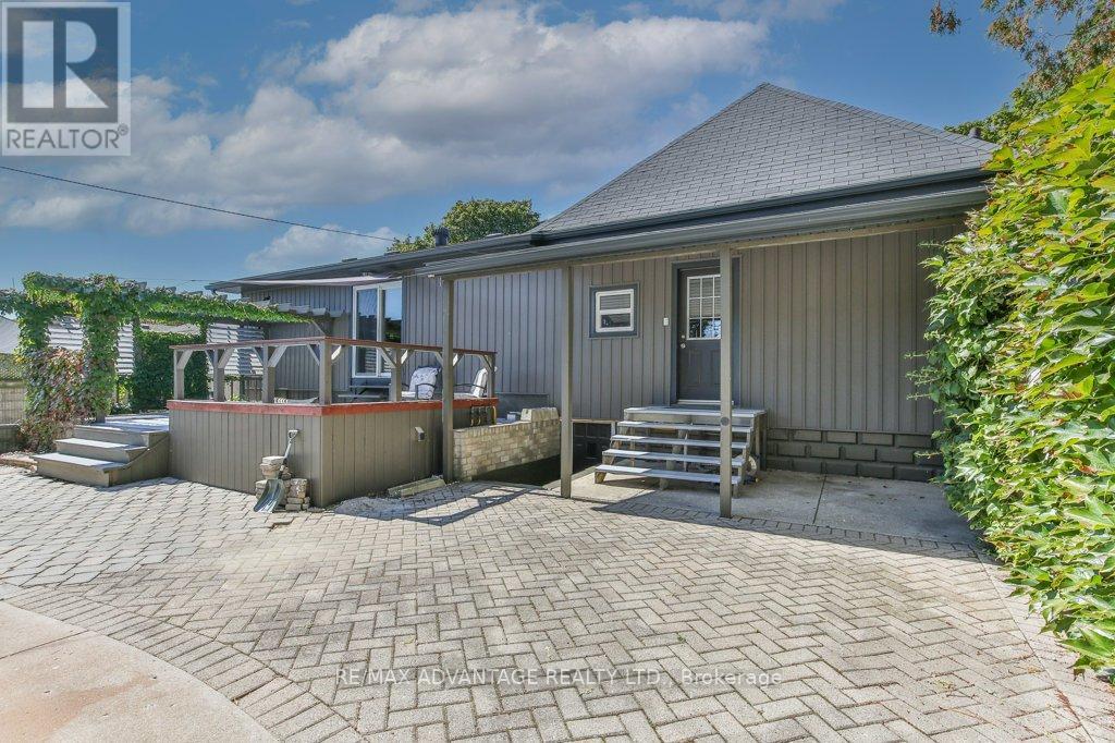 148 Sanders Street, London East (East M), Ontario  N5Z 2S6 - Photo 29 - X12449610