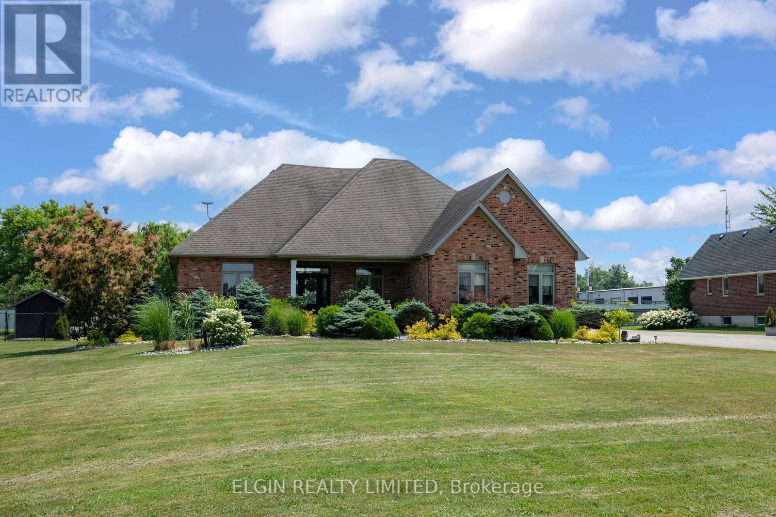 9538 Tower Road, Central Elgin, Ontario  N5P 3S7 - Photo 2 - X12449618