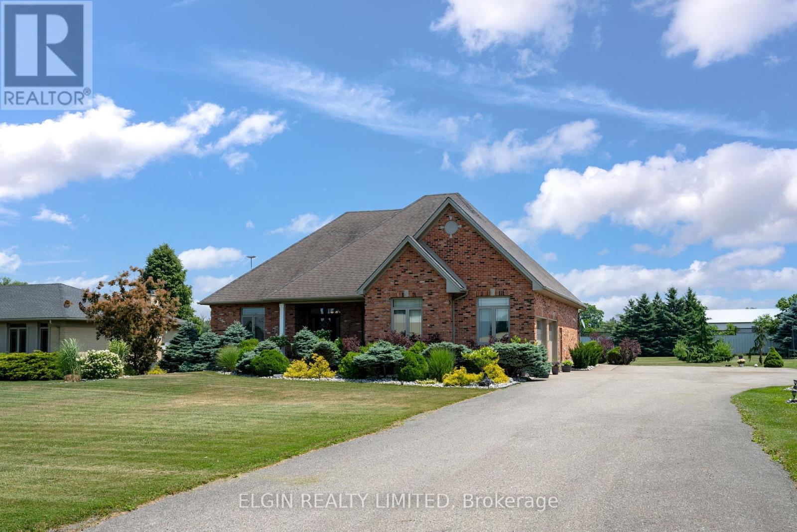 9538 Tower Road, Central Elgin, Ontario  N5P 3S7 - Photo 3 - X12449618