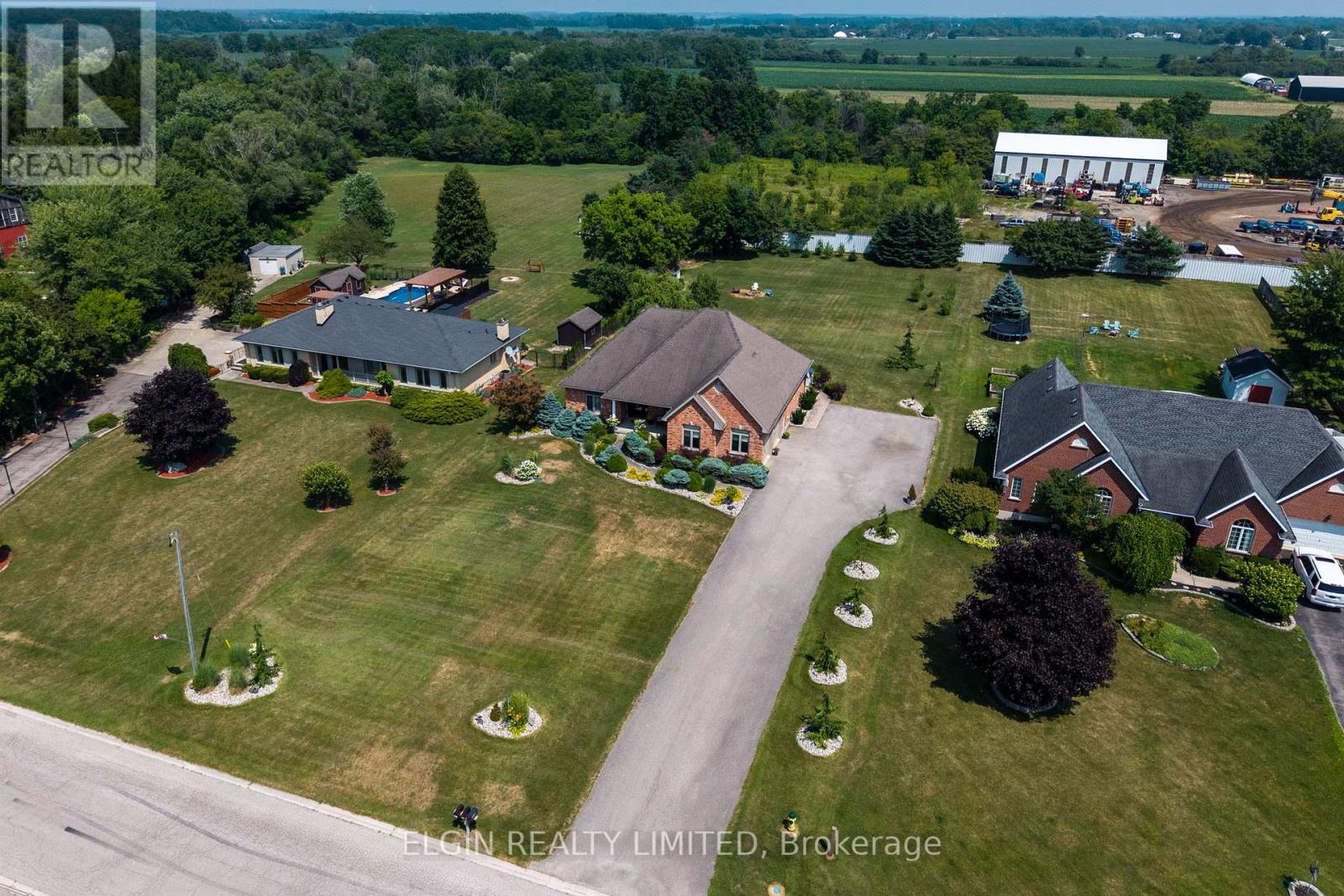 9538 Tower Road, Central Elgin, Ontario  N5P 3S7 - Photo 45 - X12449618