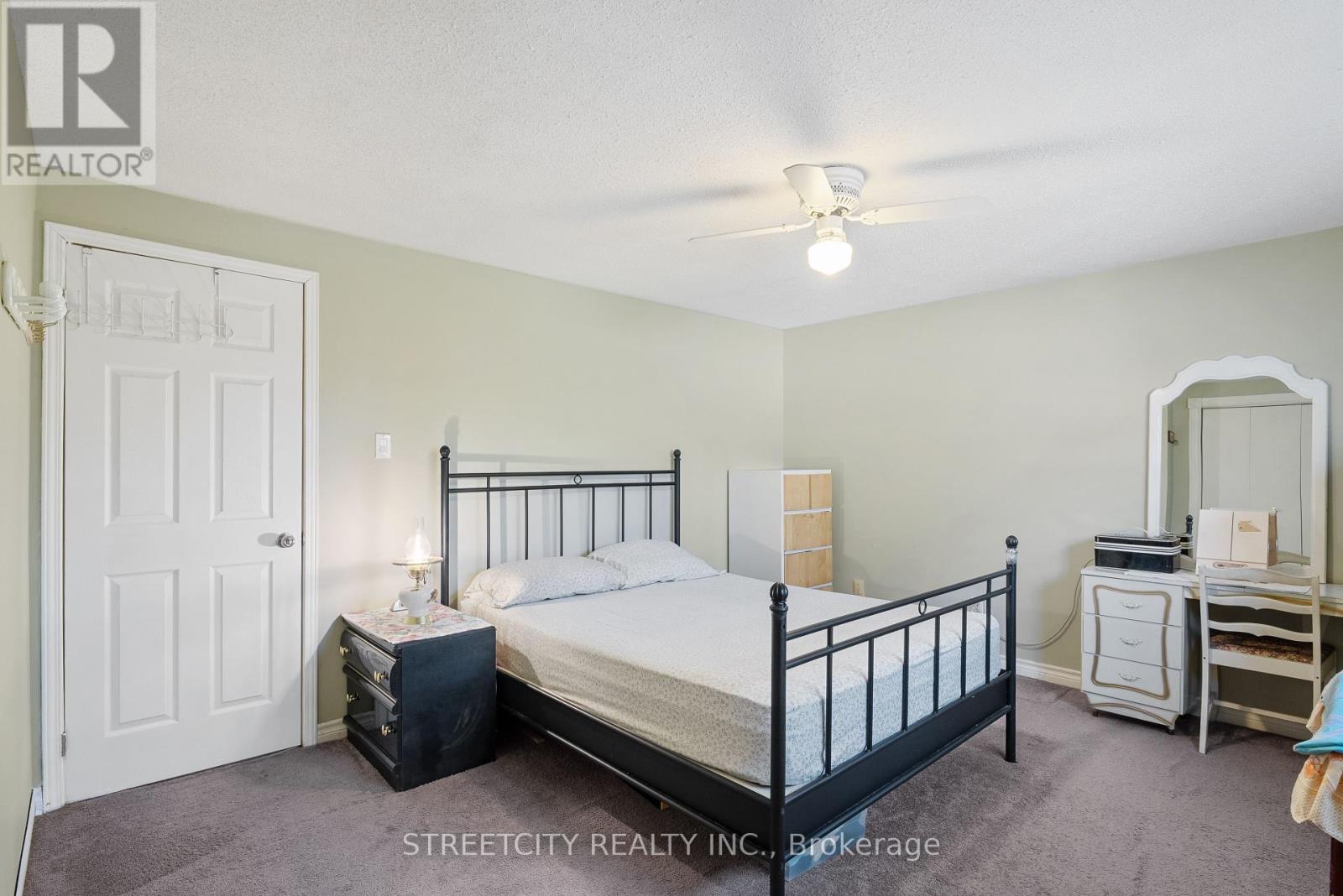 19 - 45 Gatewood Place, London East, Ontario  N5Y 5A4 - Photo 20 - X12449636