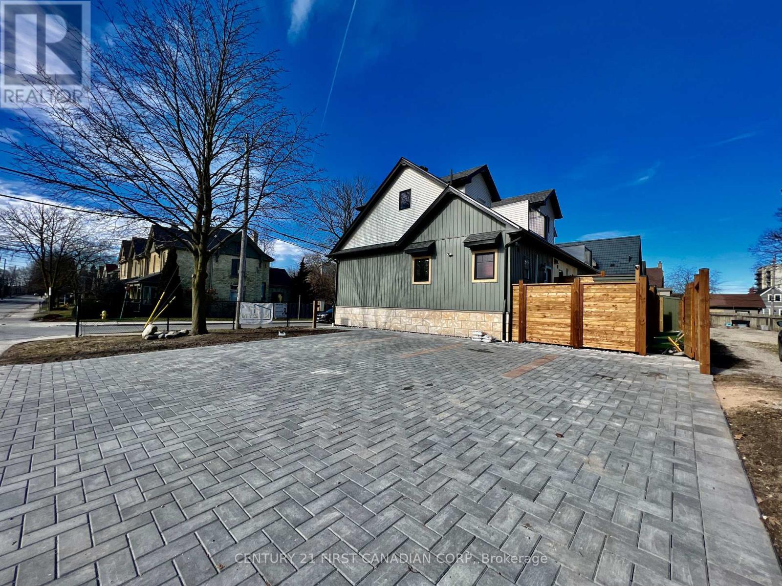 3 - 166 Central Avenue, London East, Ontario  N6A 1M7 - Photo 21 - X12449640