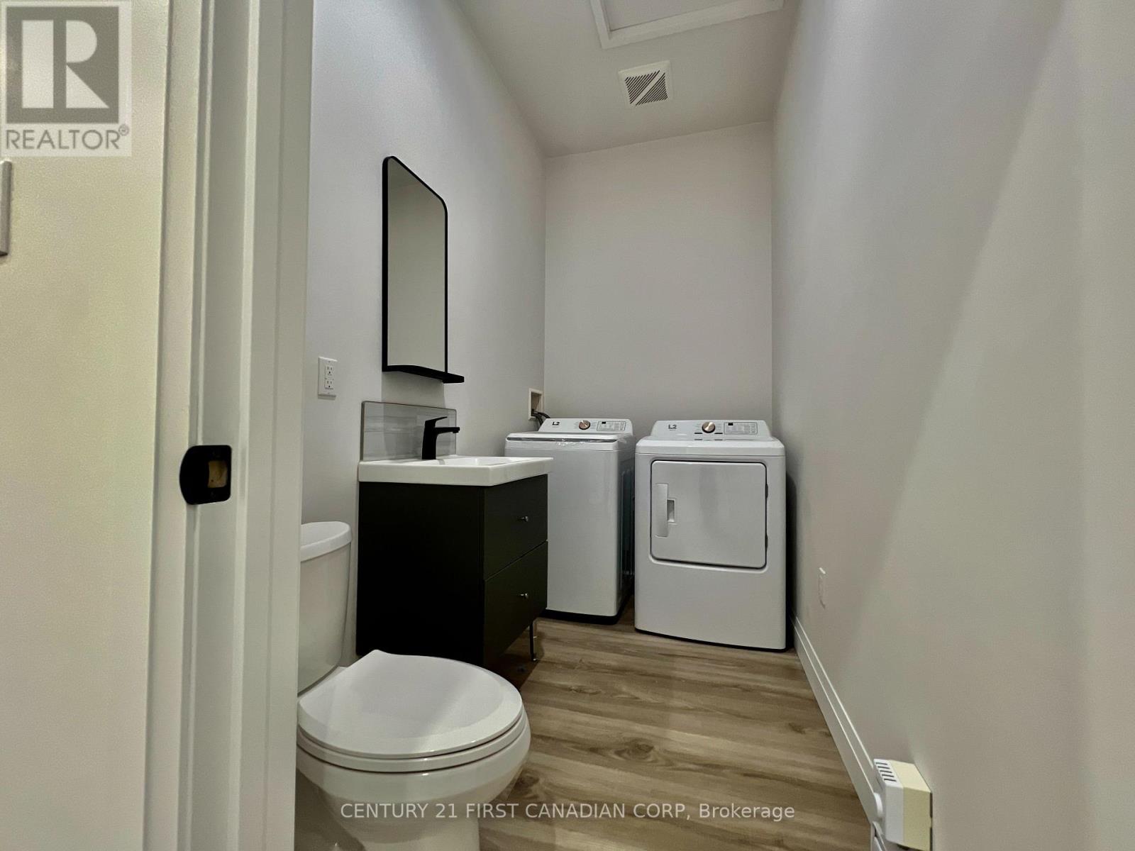 3 - 166 Central Avenue, London East, Ontario  N6A 1M7 - Photo 6 - X12449640