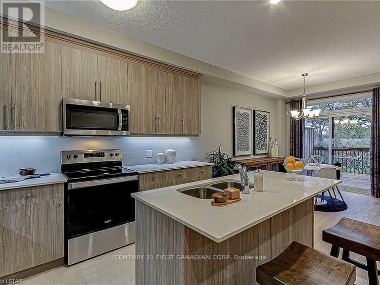 118 - 177 Edgevalley Road, London East, Ontario  N5V 0C5 - Photo 17 - X12449665