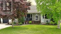 212 Queen Street, West Elgin (Rodney), Ontario  N0L 2C0 - Photo 2 - X12449738