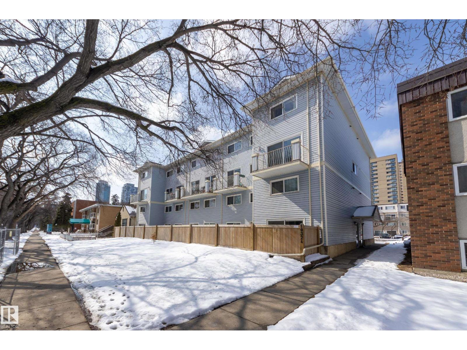 #11 10324 119 St Nw, Edmonton, Alberta  T5K 1Z6 - Photo 2 - E4461136